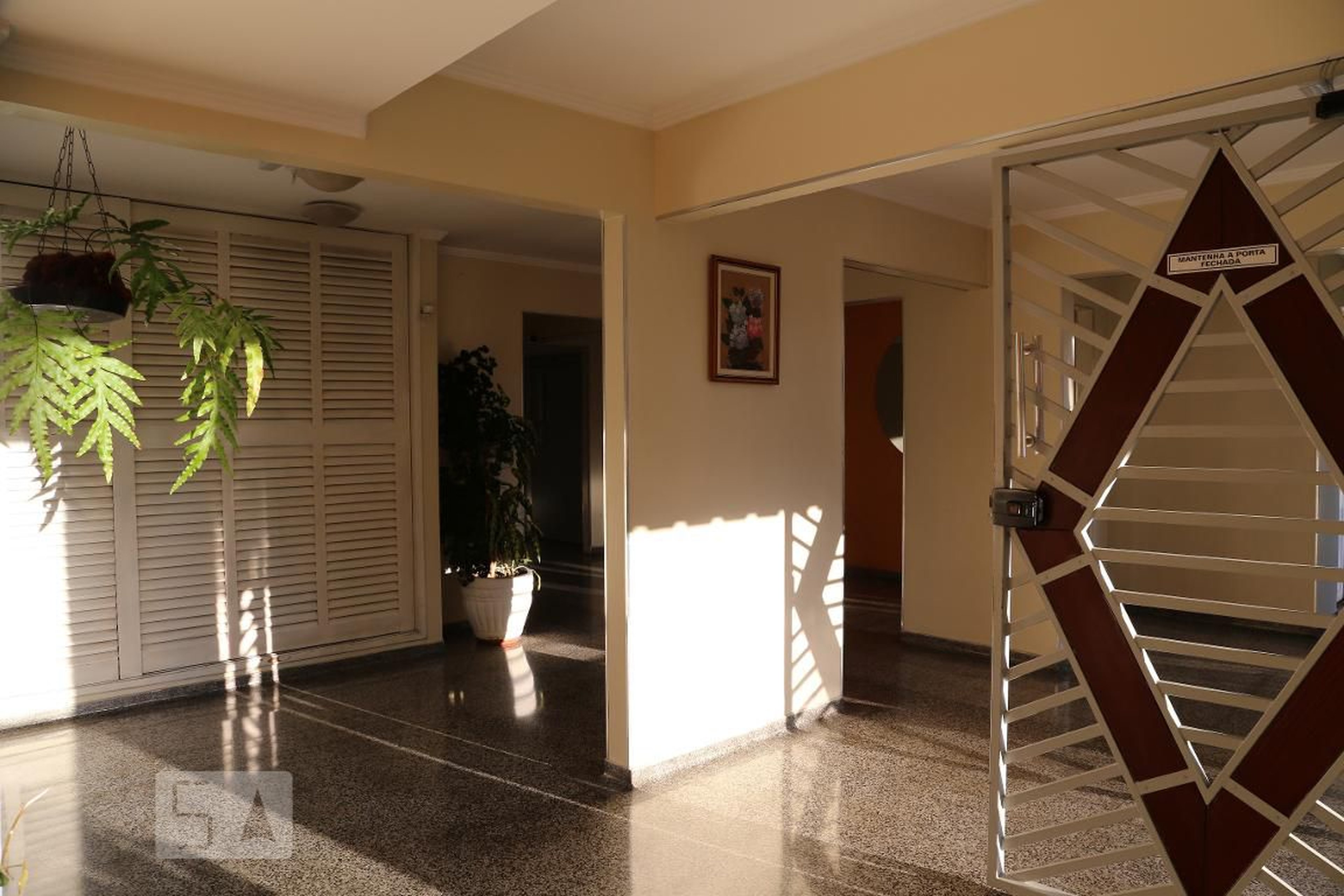 Hall social Residencial Parque das Orquídeas II