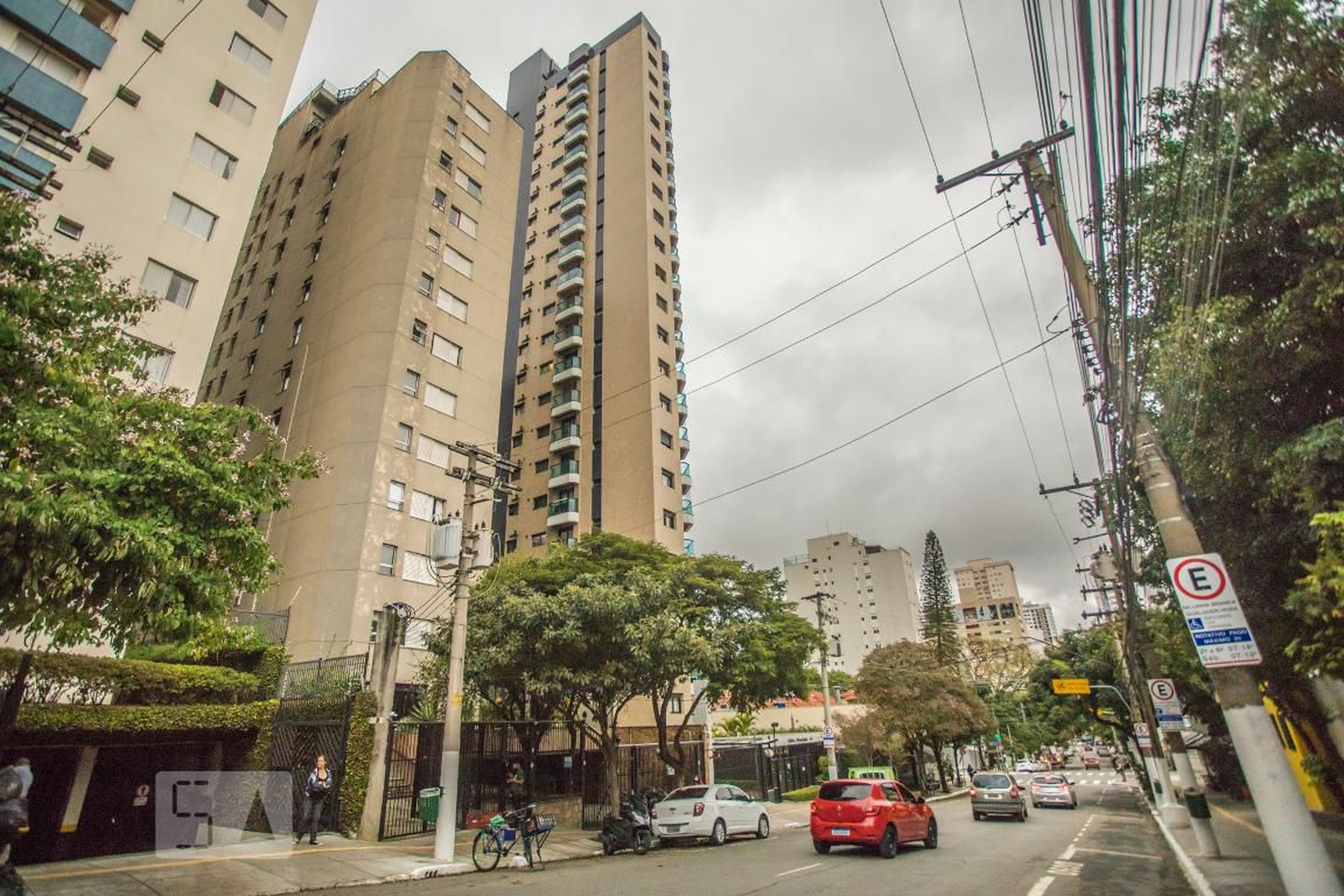 Fachada Condomínio em Rua Doutor Diogo de Faria, 537