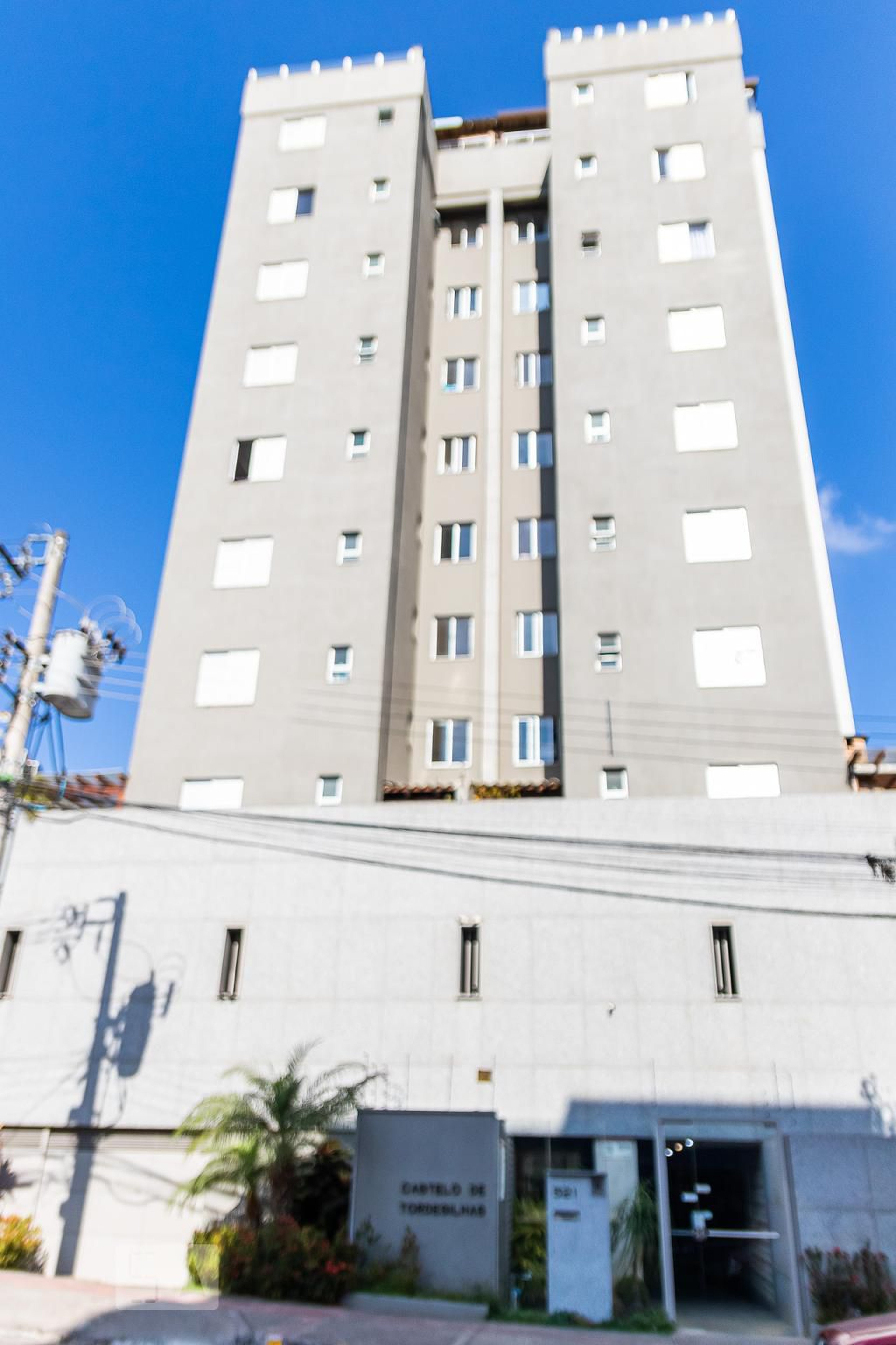 Fachada Condomínio Castelo de Tordesilhas