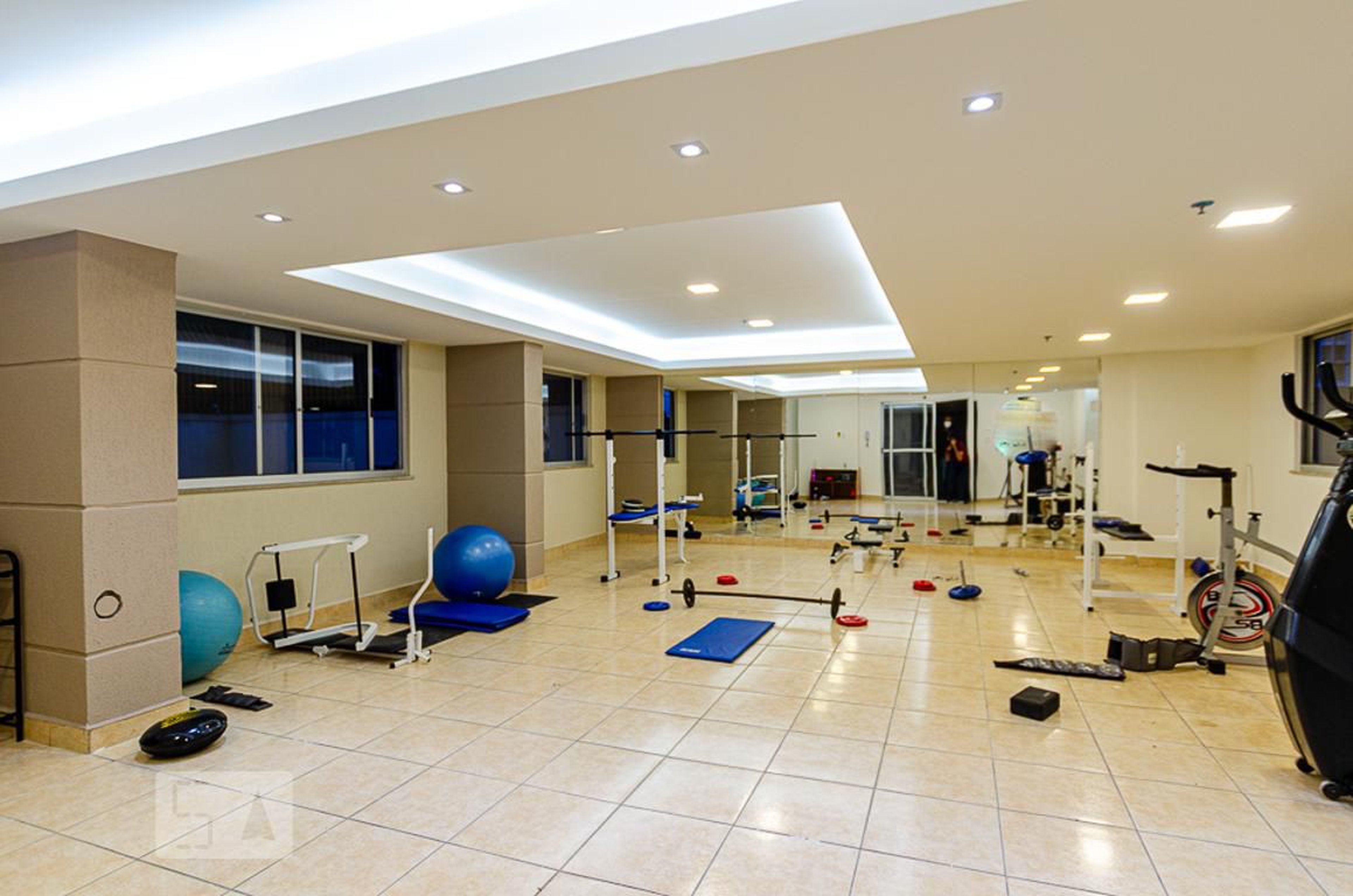 Academia - J.J. Nemer