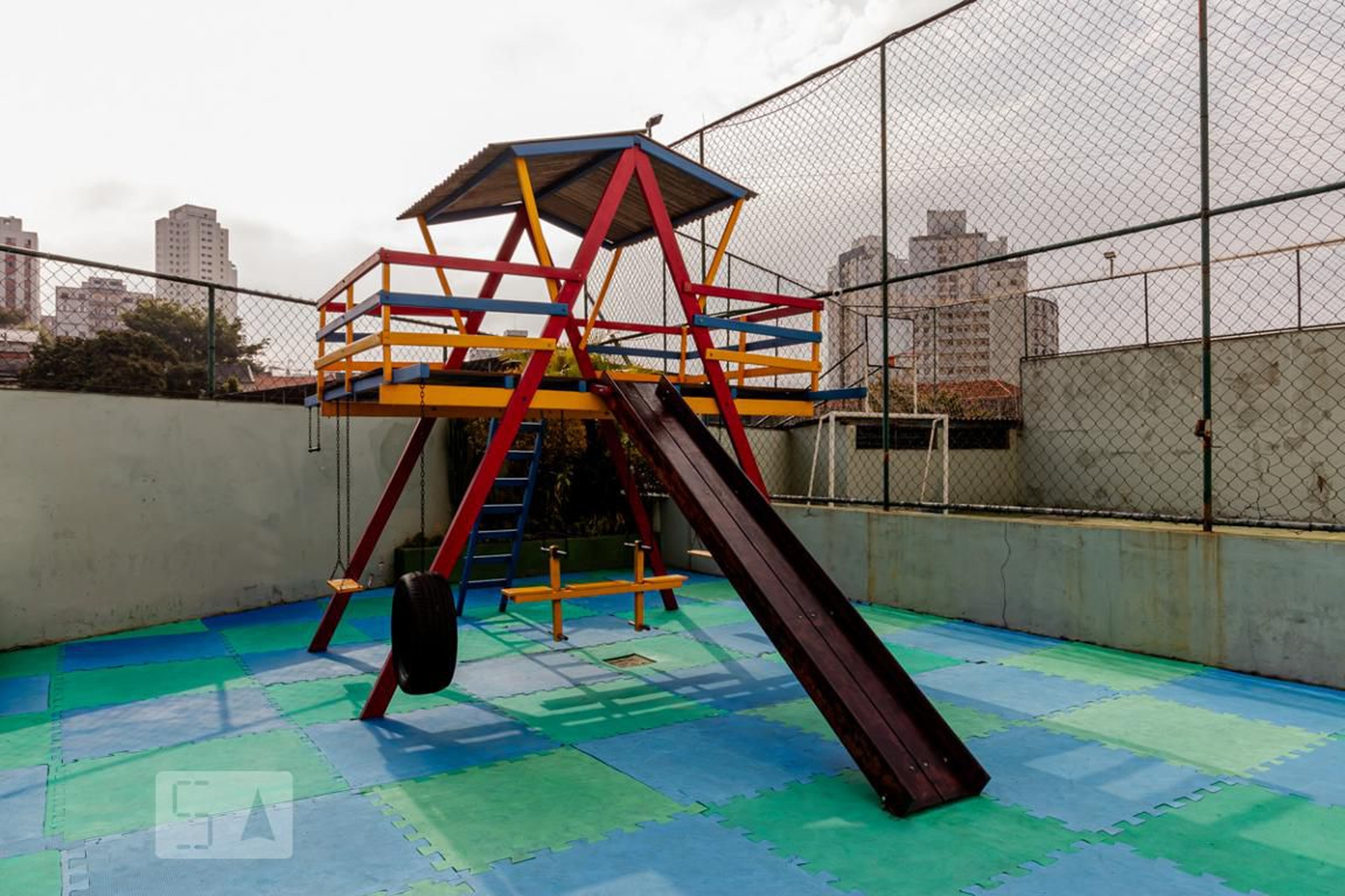 Playground - Edifício Rômulo e Reno