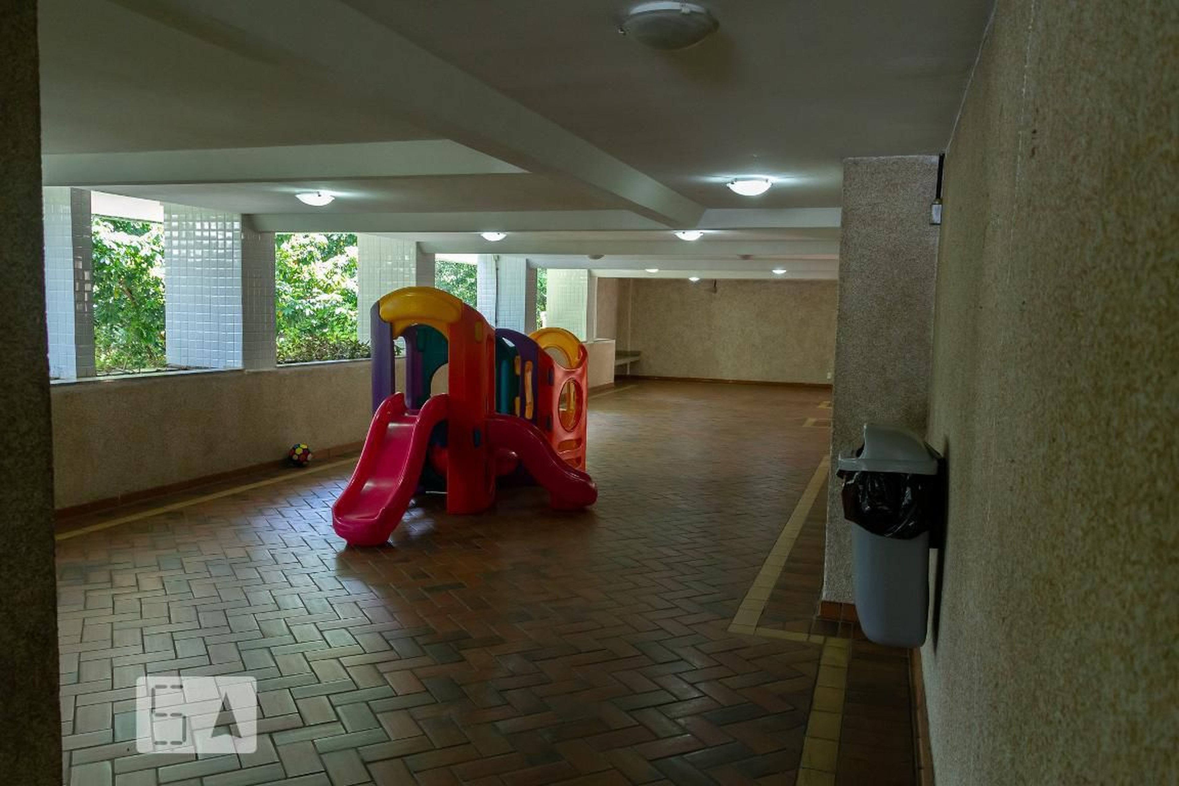 Playground - Edifício Granville