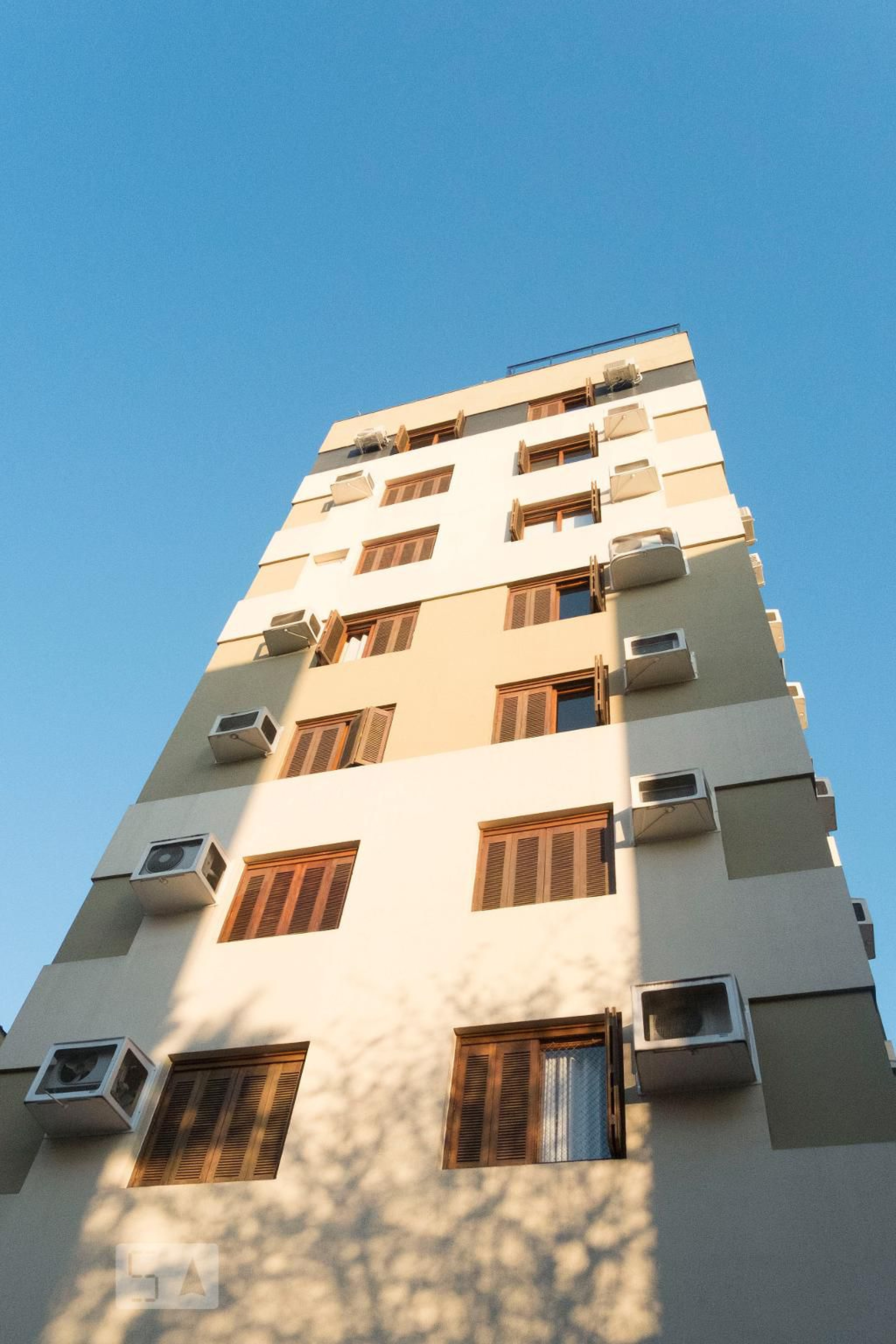 Predio Condomínio em Rua Laurindo, 168