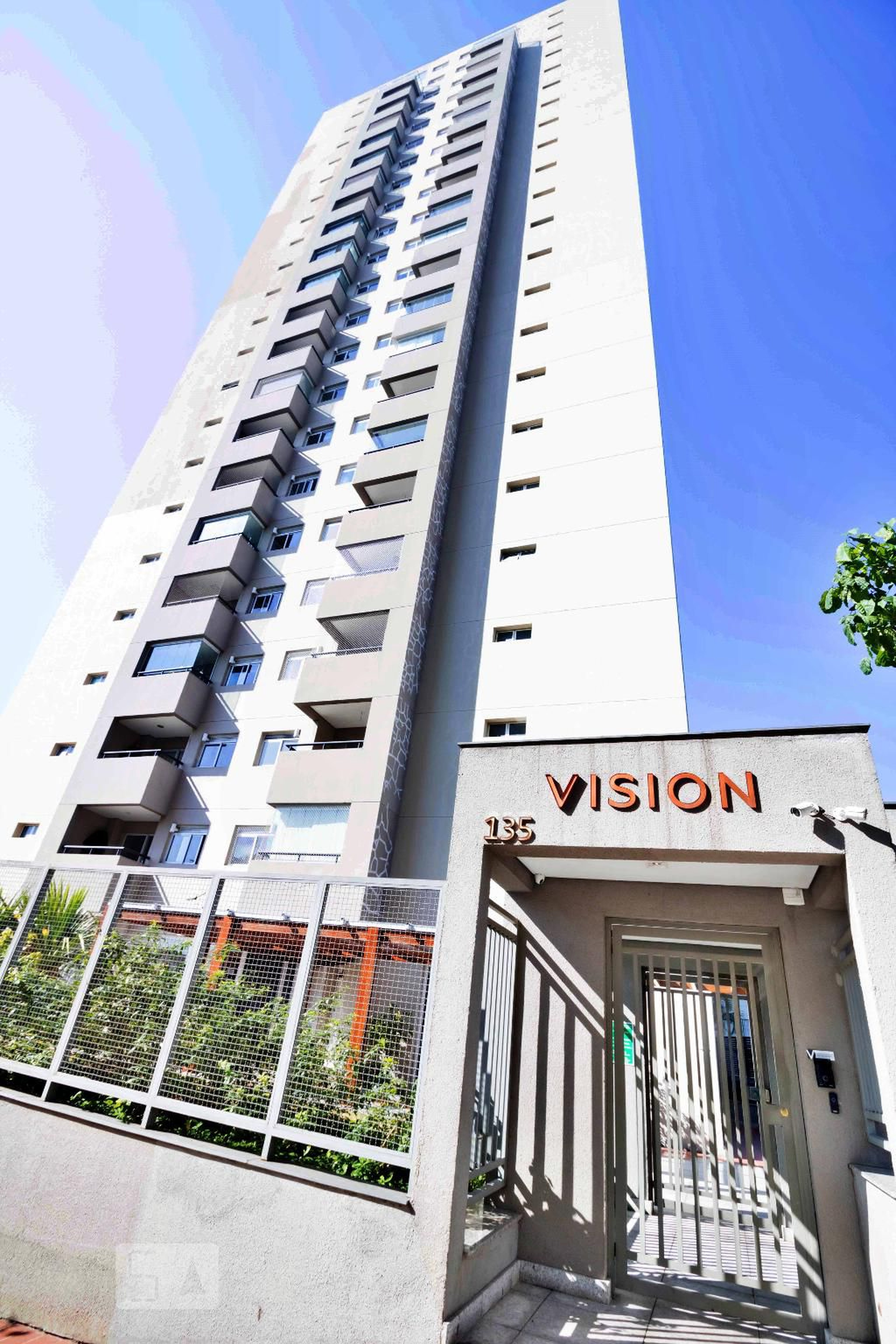 Fachada Condomínio em Rua dos Coqueiros, 1195