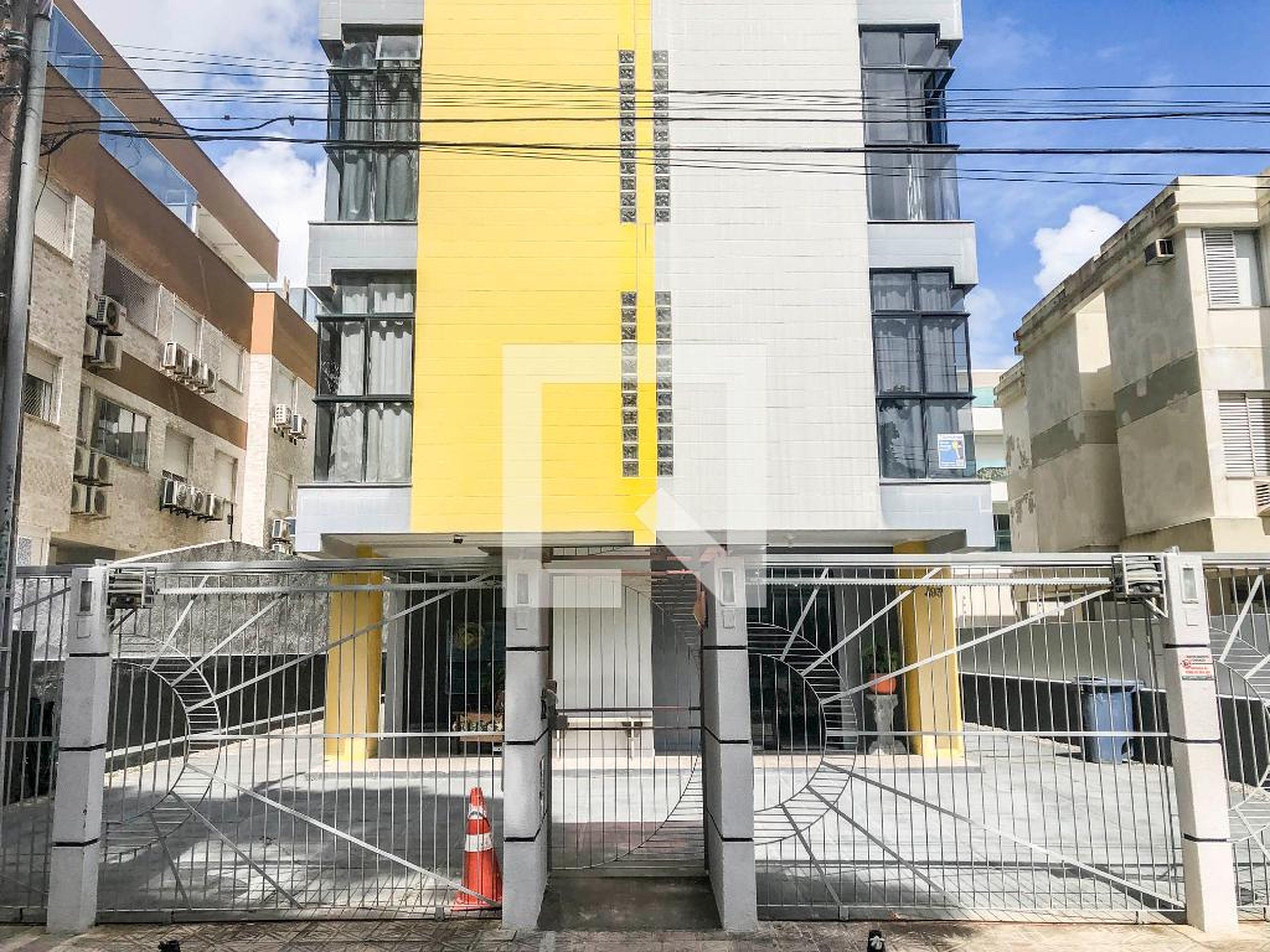 Fachada Condomínio em Rua Clorinda Ventimiglia, 493