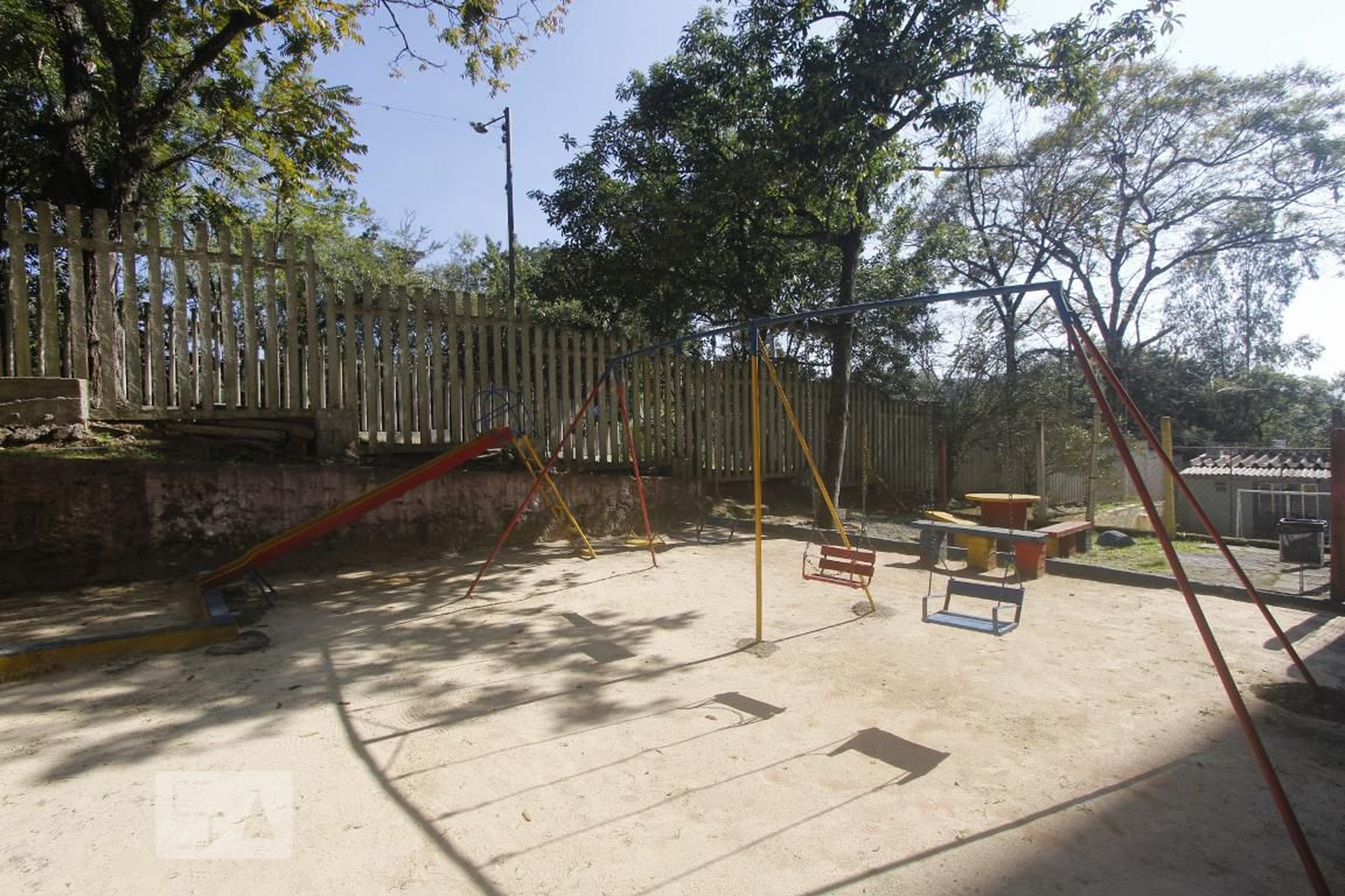 PLAYGROUND - Edifício Jardim dos Jacarandás III