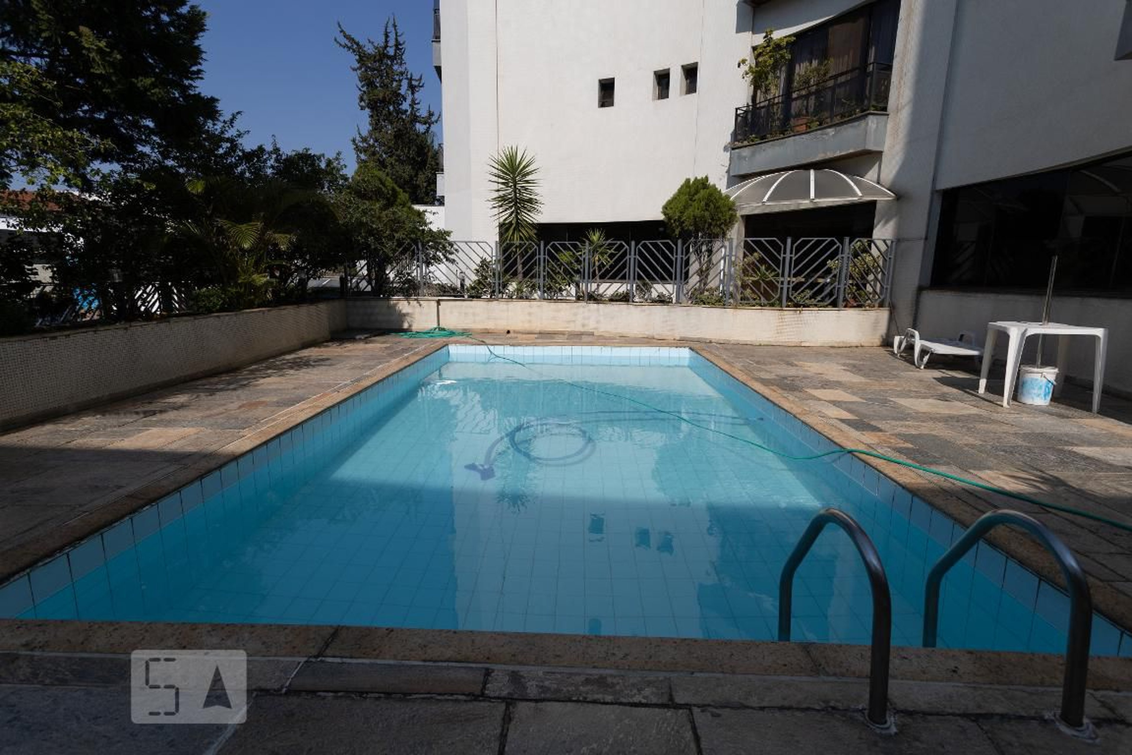 Piscina - Rua Arnaldo Vallardi Portilho, 368