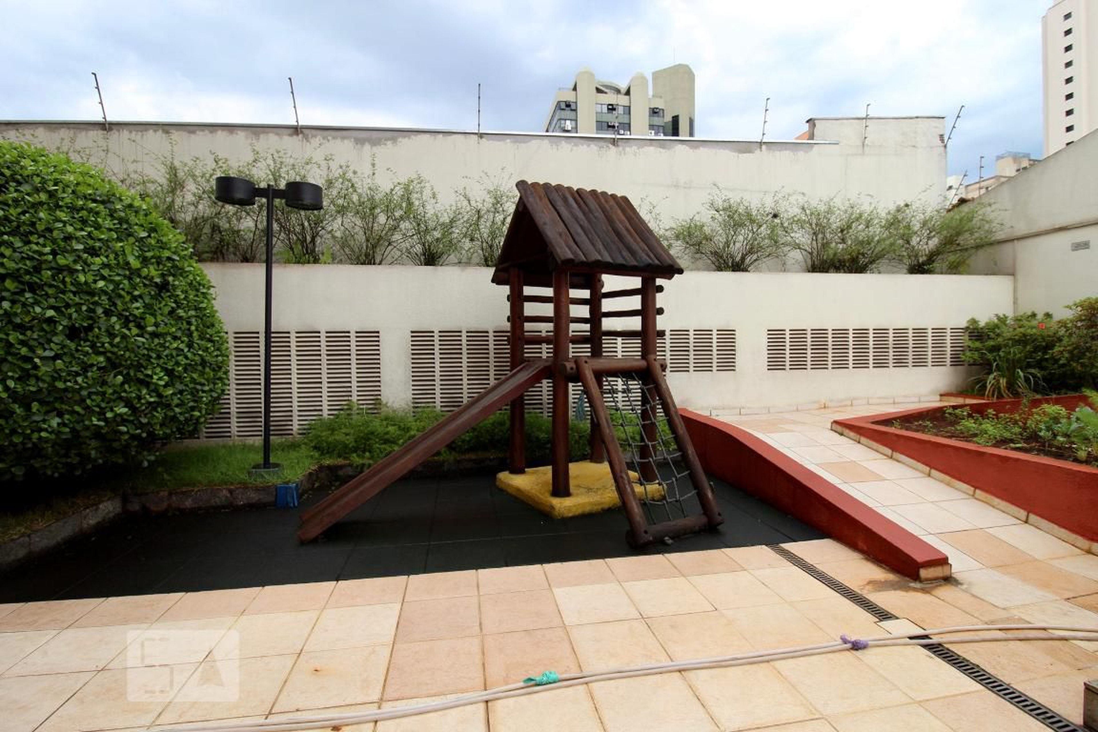 Playground - Life Pernosa Granja Julieta