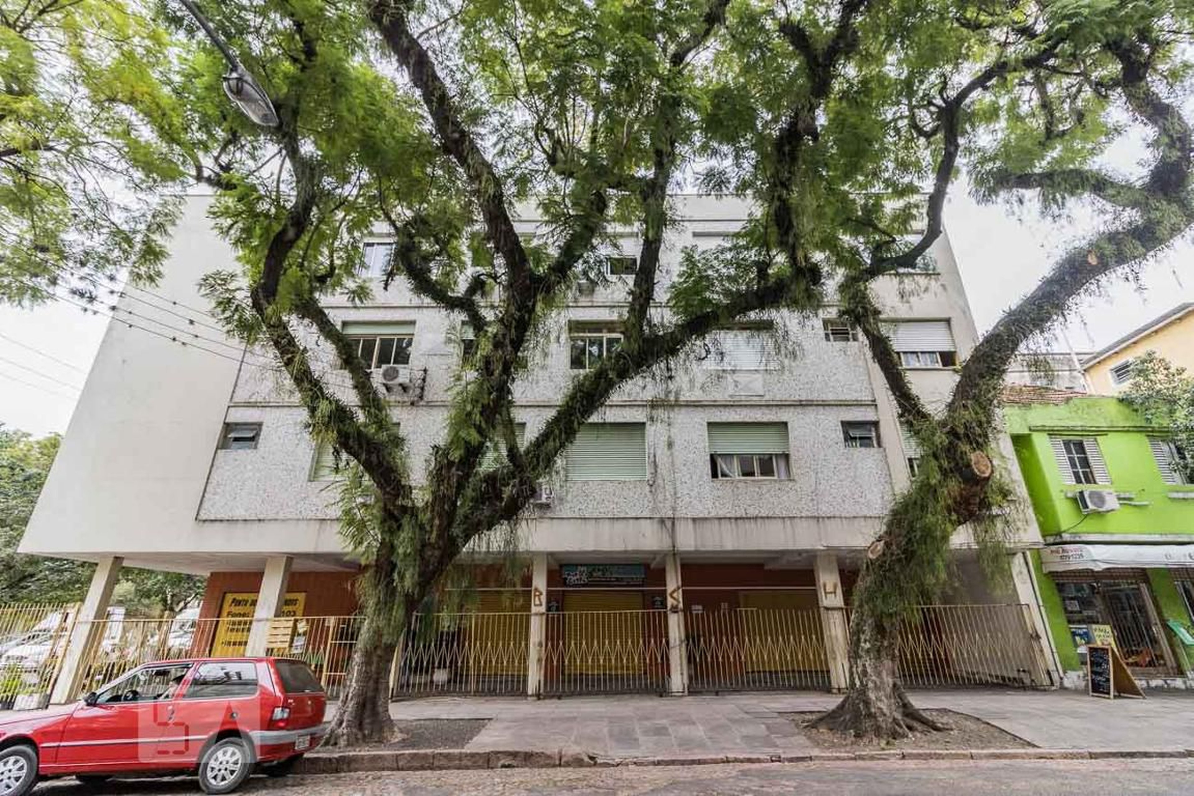 Fachada Condomínio em Rua Olavo Bilac, 12