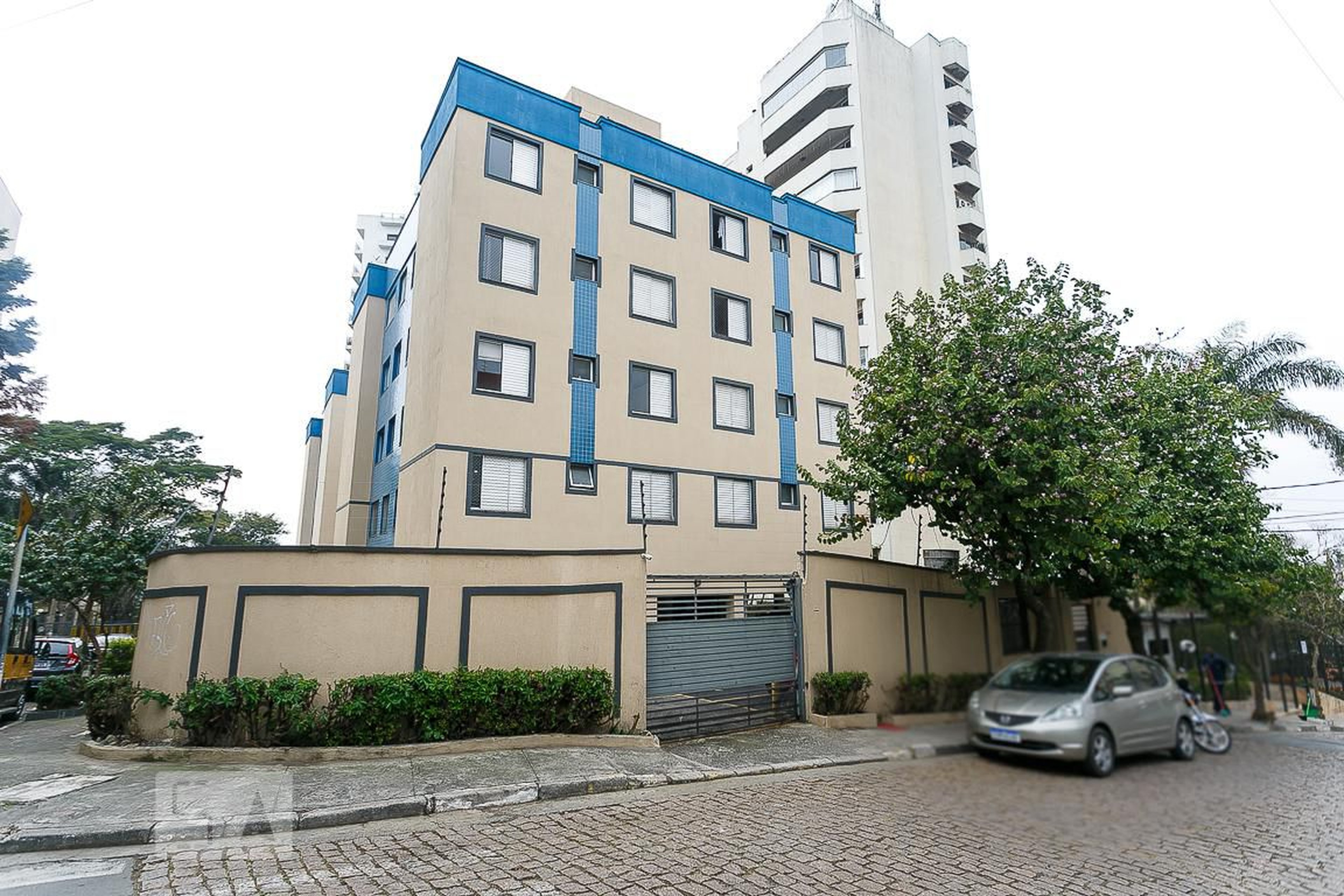 Fachada do Condomínio Condomínio Saint Michel