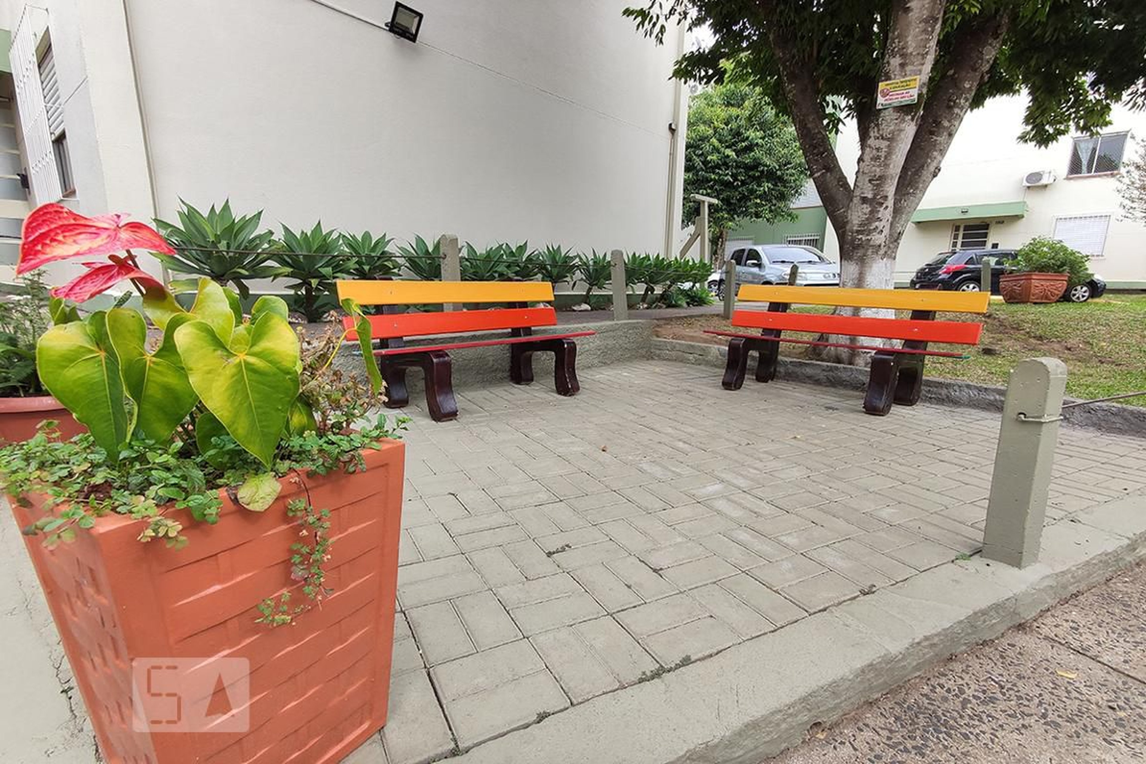 Condomínio - Mauro Chiká