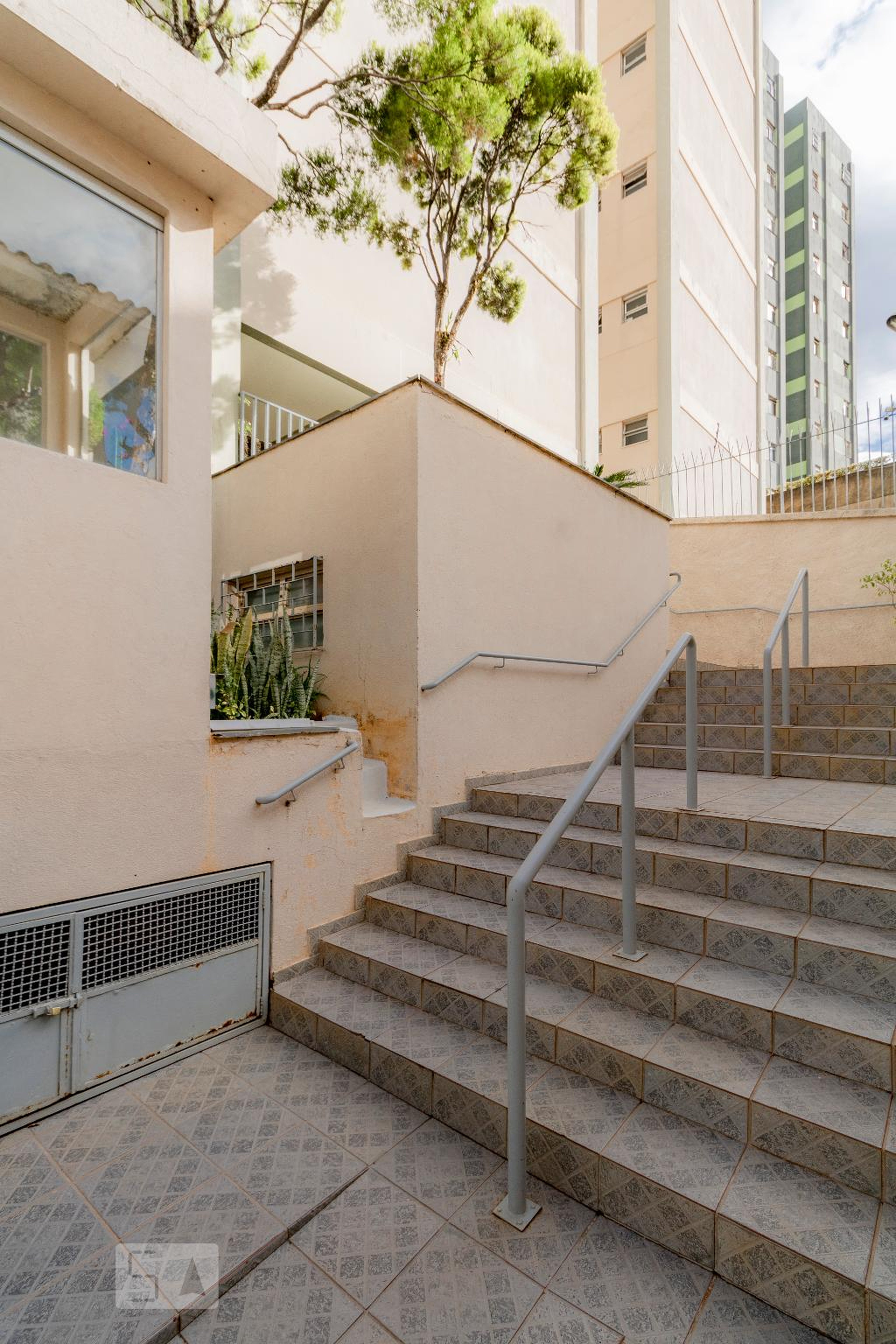Entrada - Edifício Monte Alverne