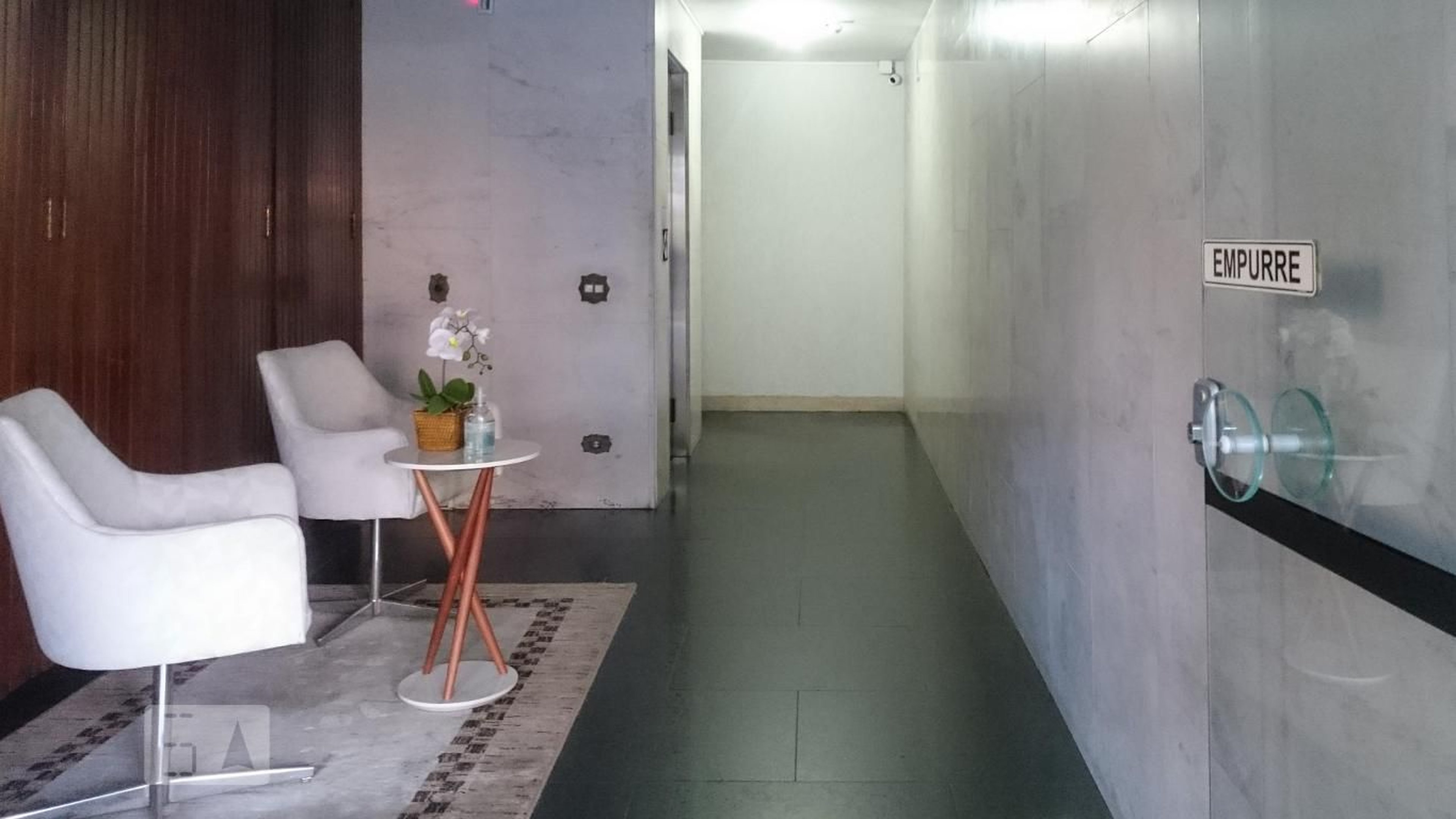 Hall de Entrada - Adôrno