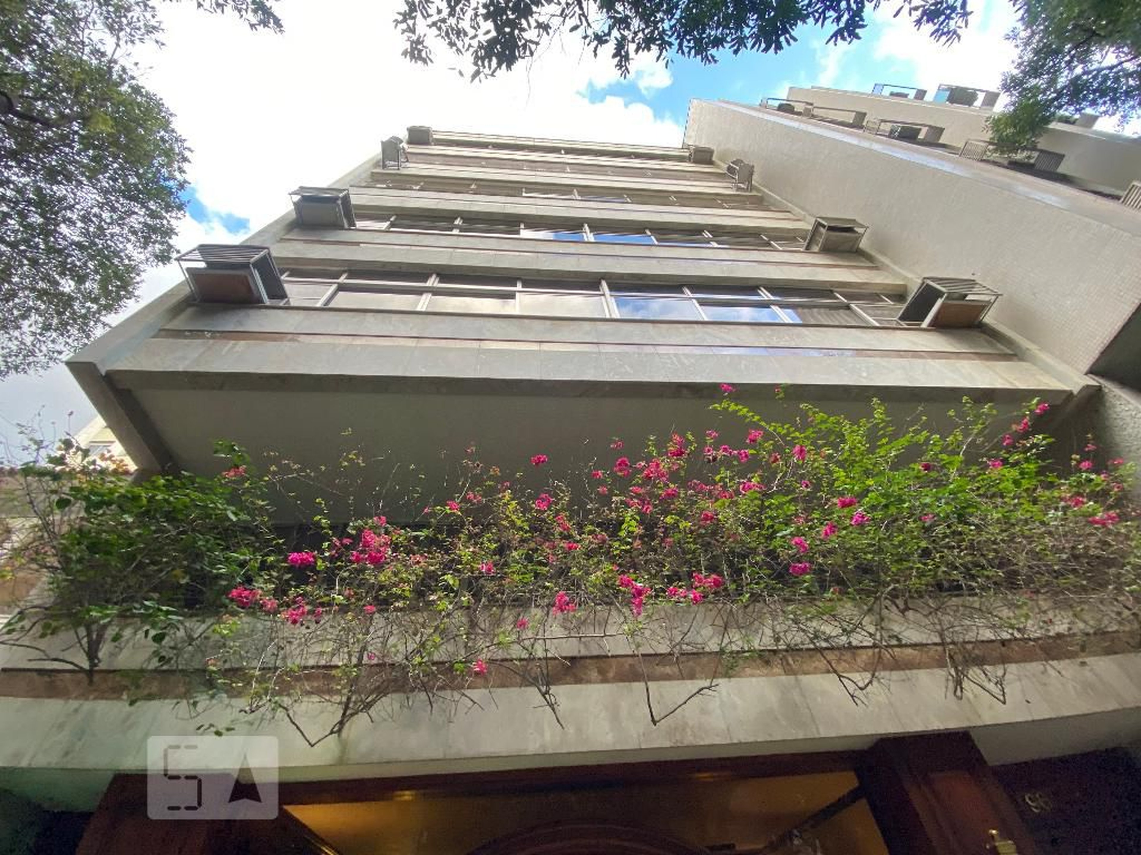 Fachada Edifício Aglaya