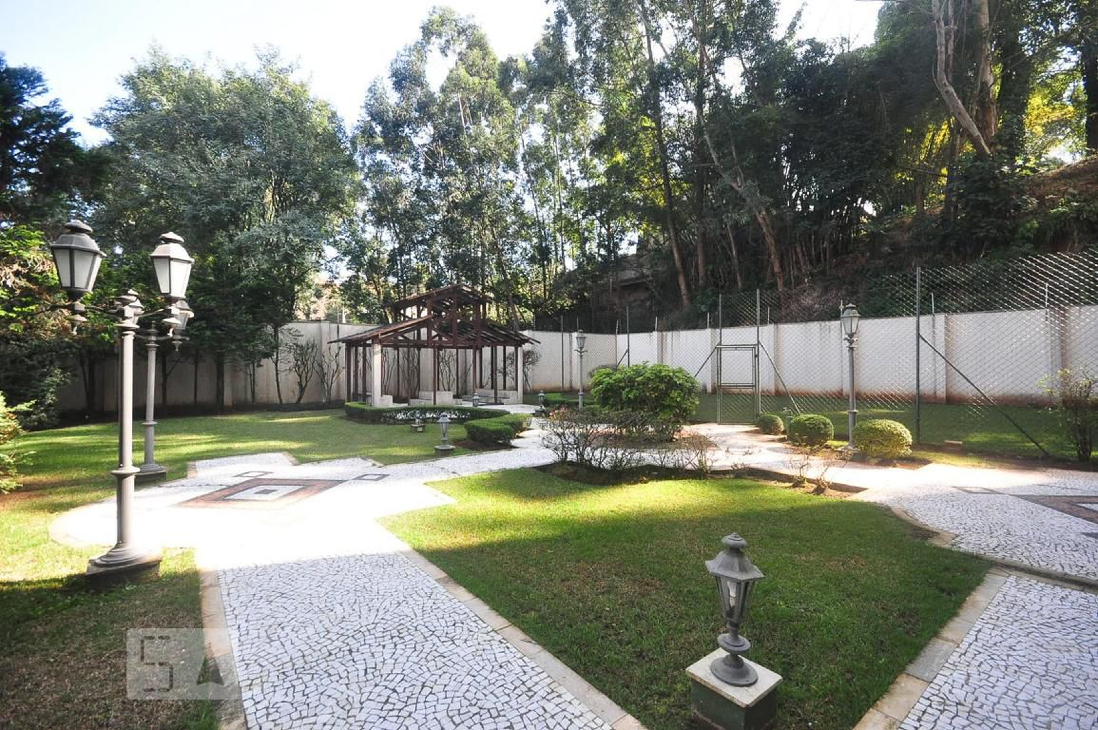 Área externa - The Flowers