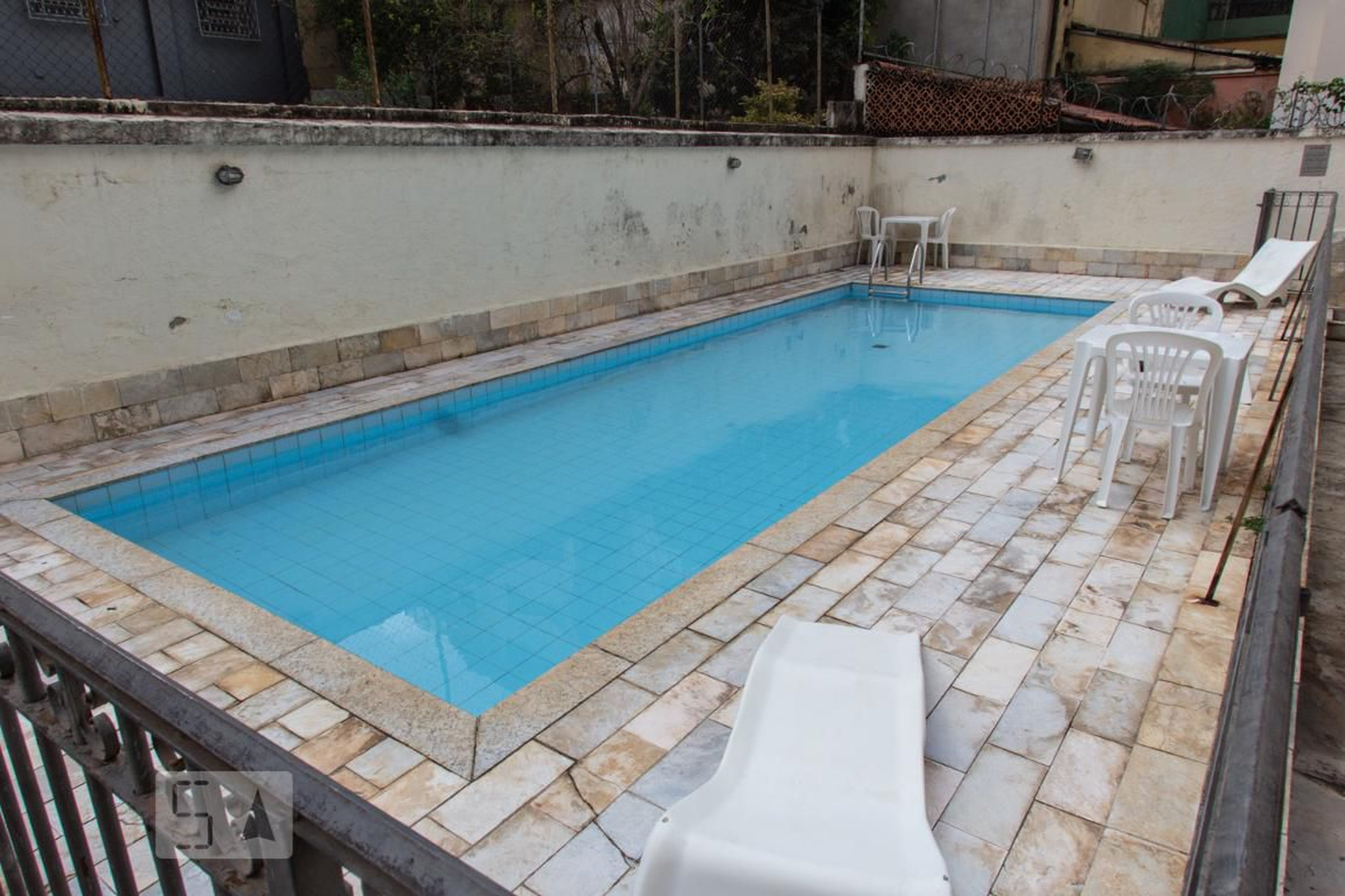 Piscina - Edifício Tatiana Caetano