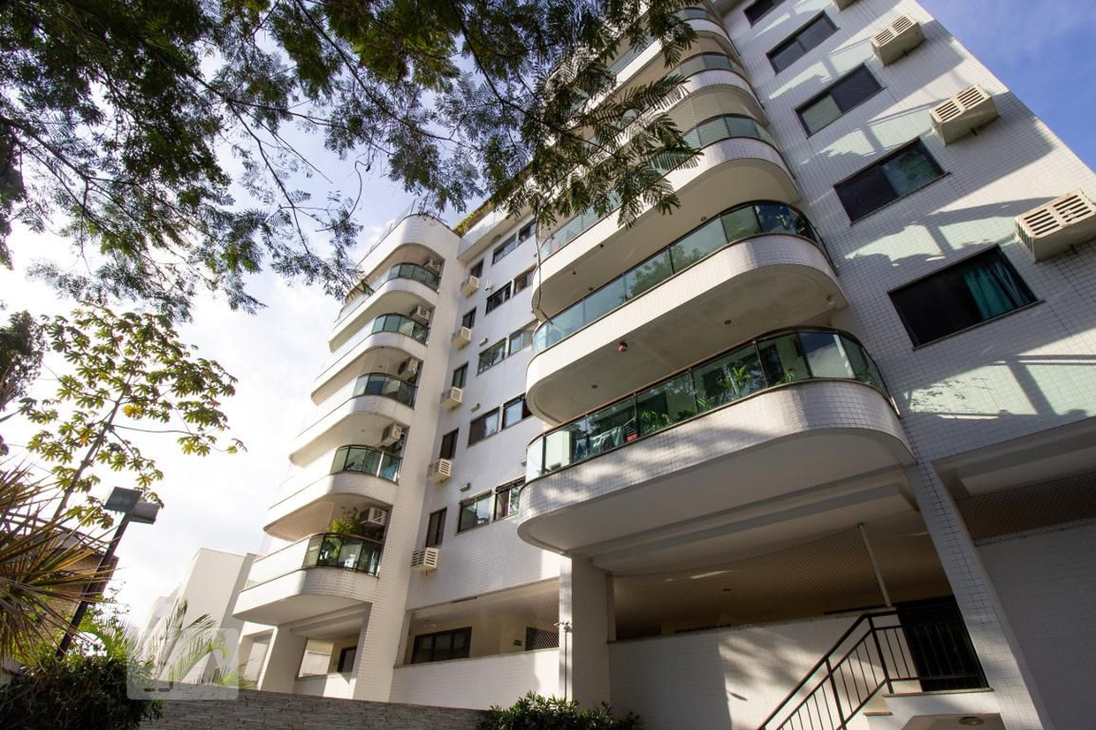 Prédio Condomínio Four Seasons