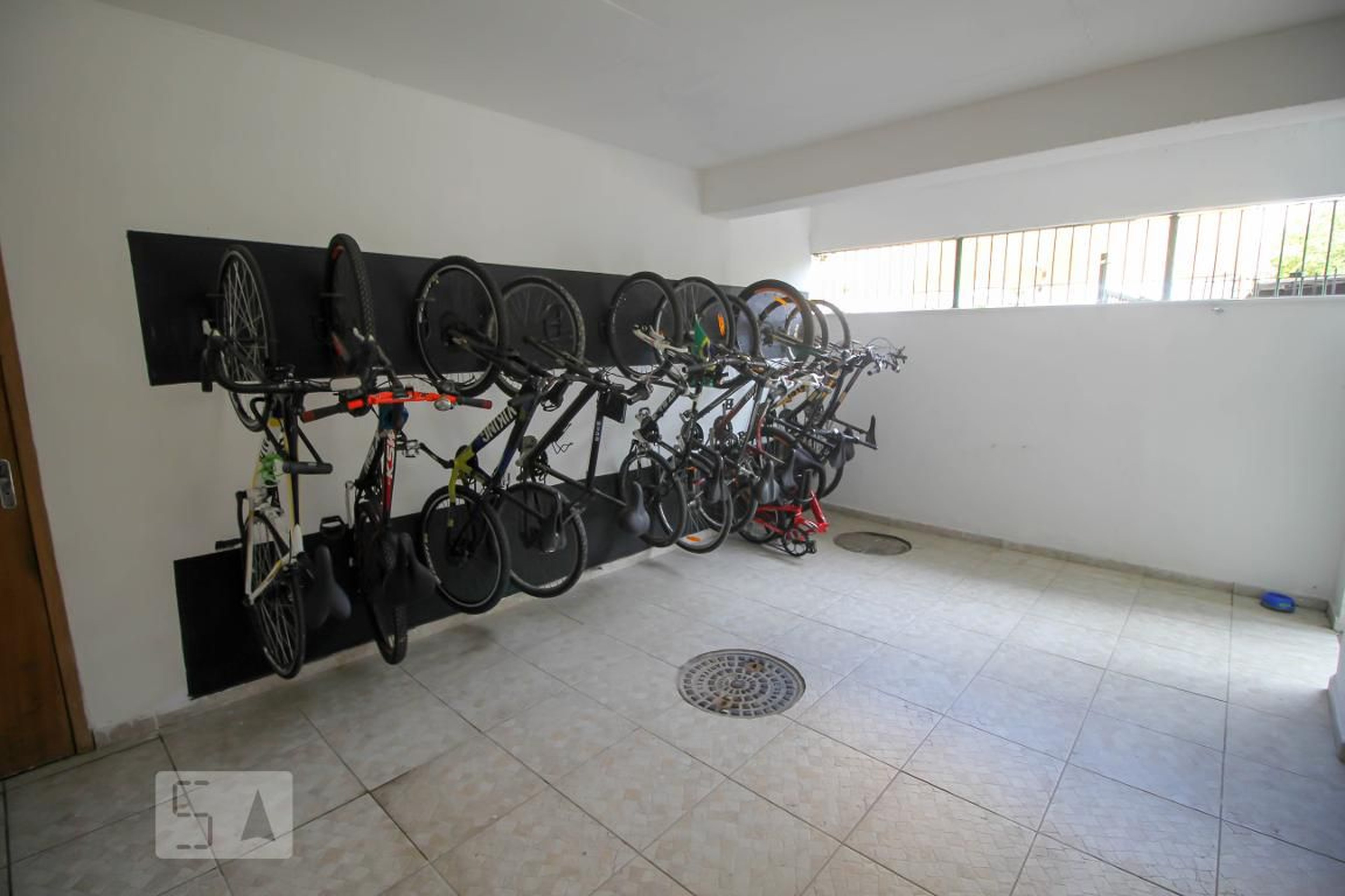 Bicicletário - Edificio Joia Valansi