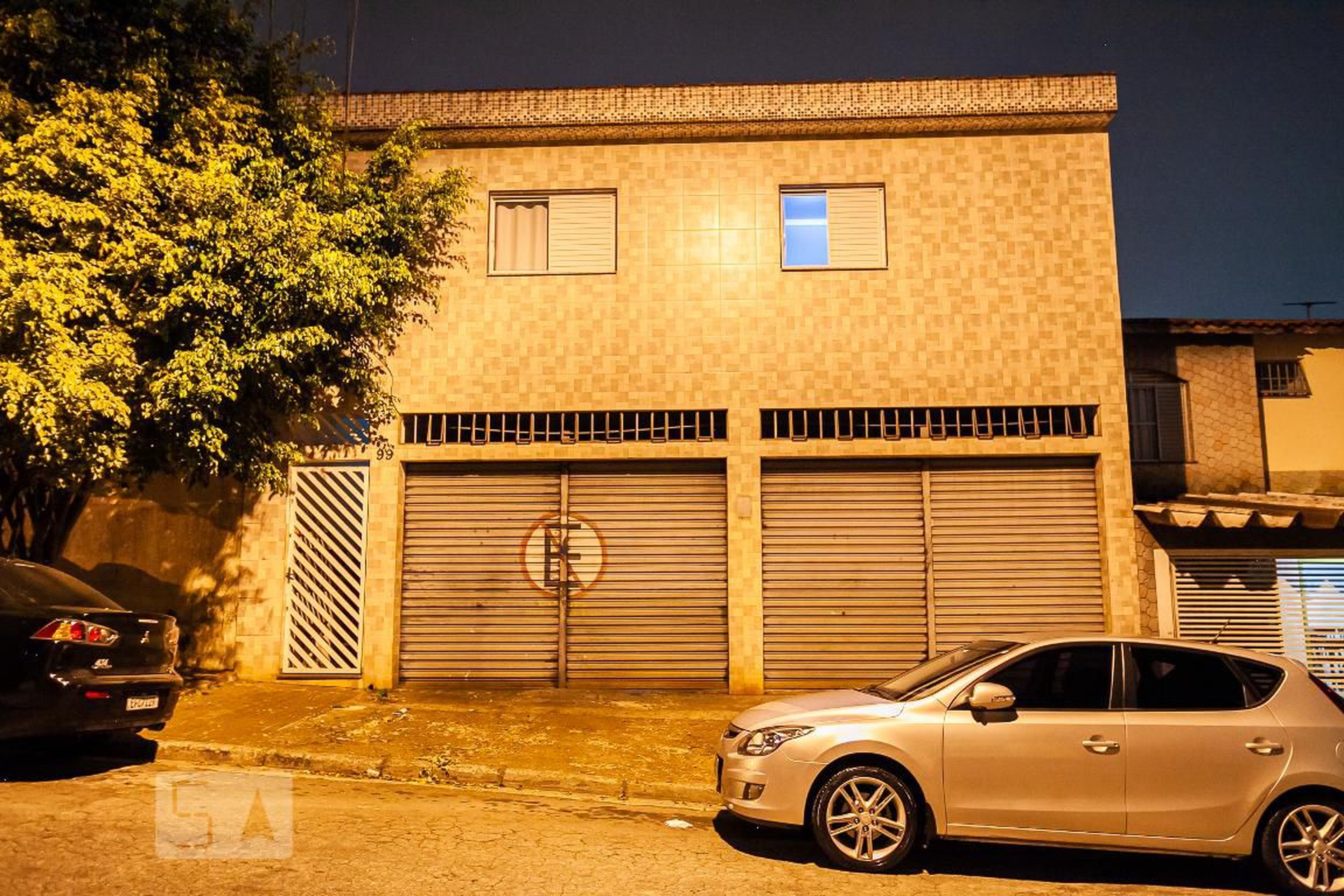 Fachada Condomínio em Rua André Didone, 99