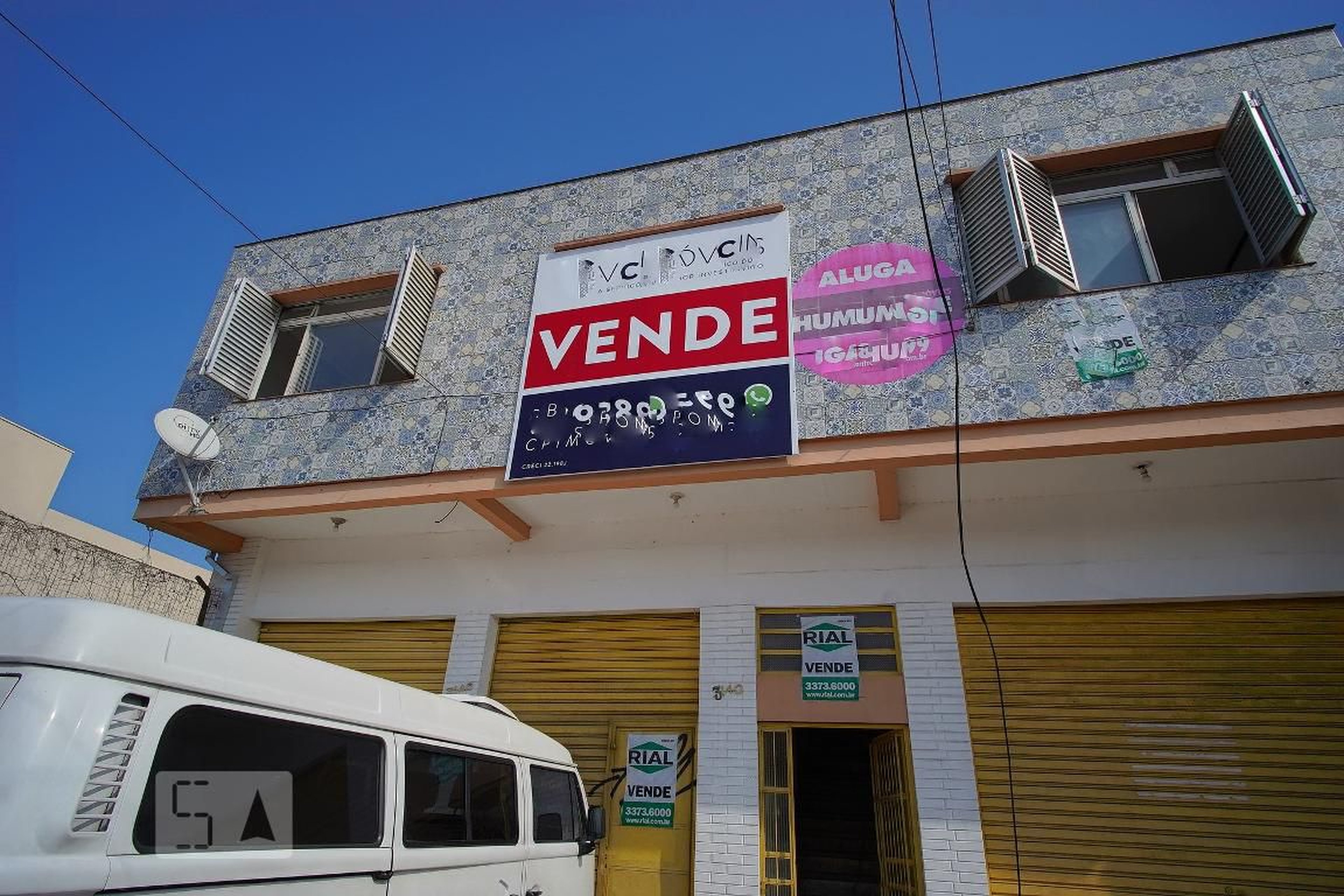 Fachada do prédio Condomínio em Rua Tenente Ary Tarragô, 3140