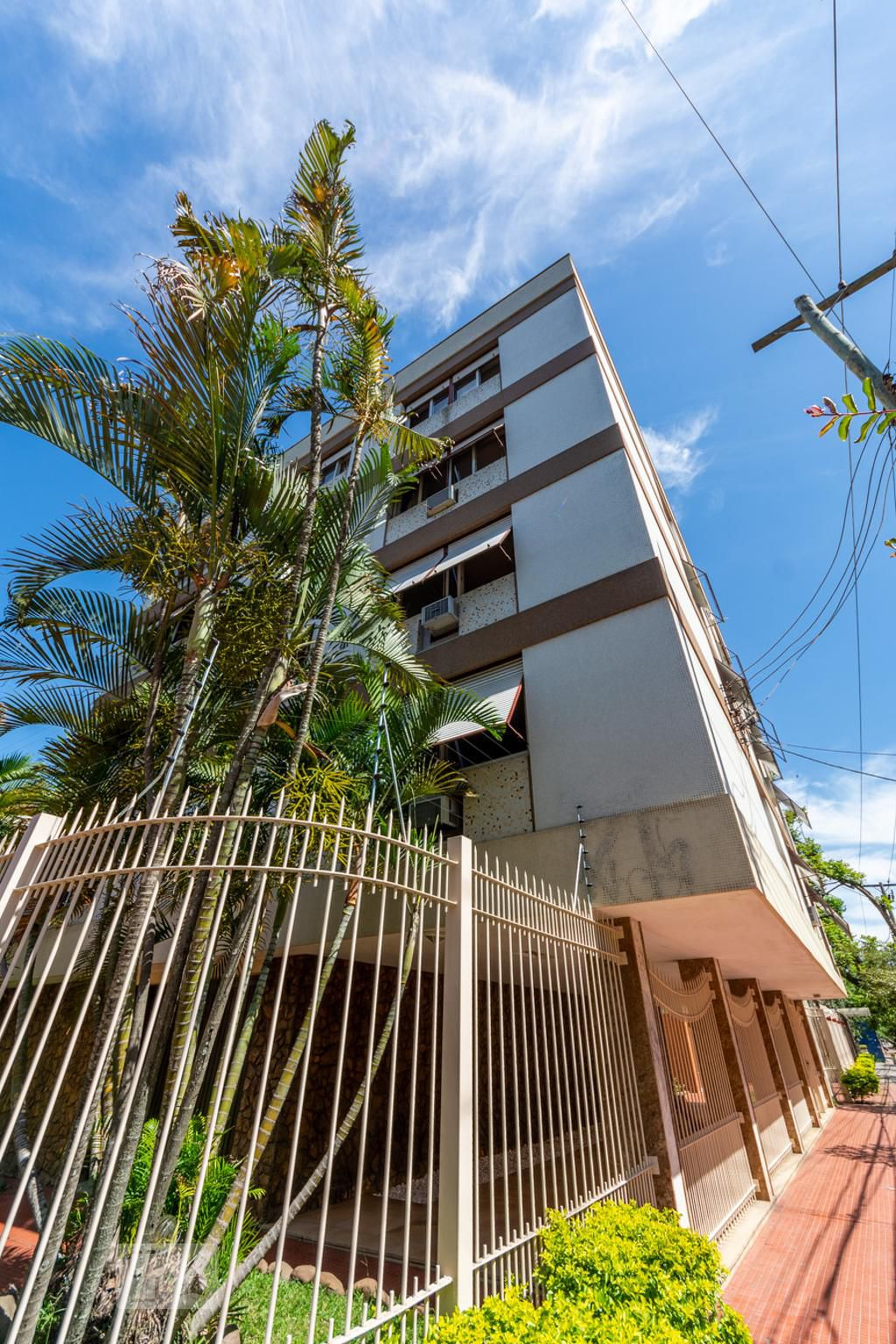 Fachada do Prédio Condomínio em Rua Múcio Teixeira, 880