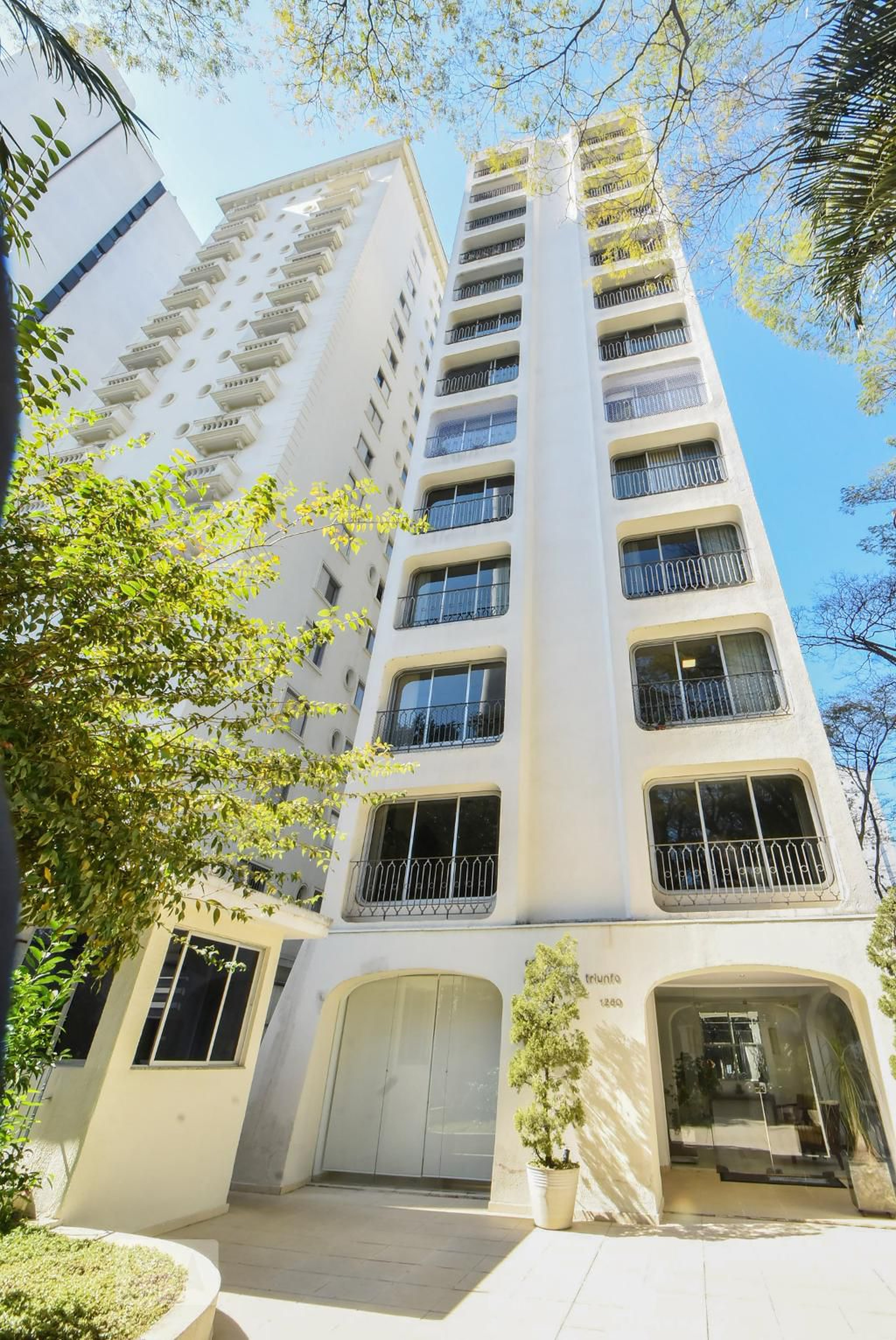 Prédio Condomínio Barão do Triunfo