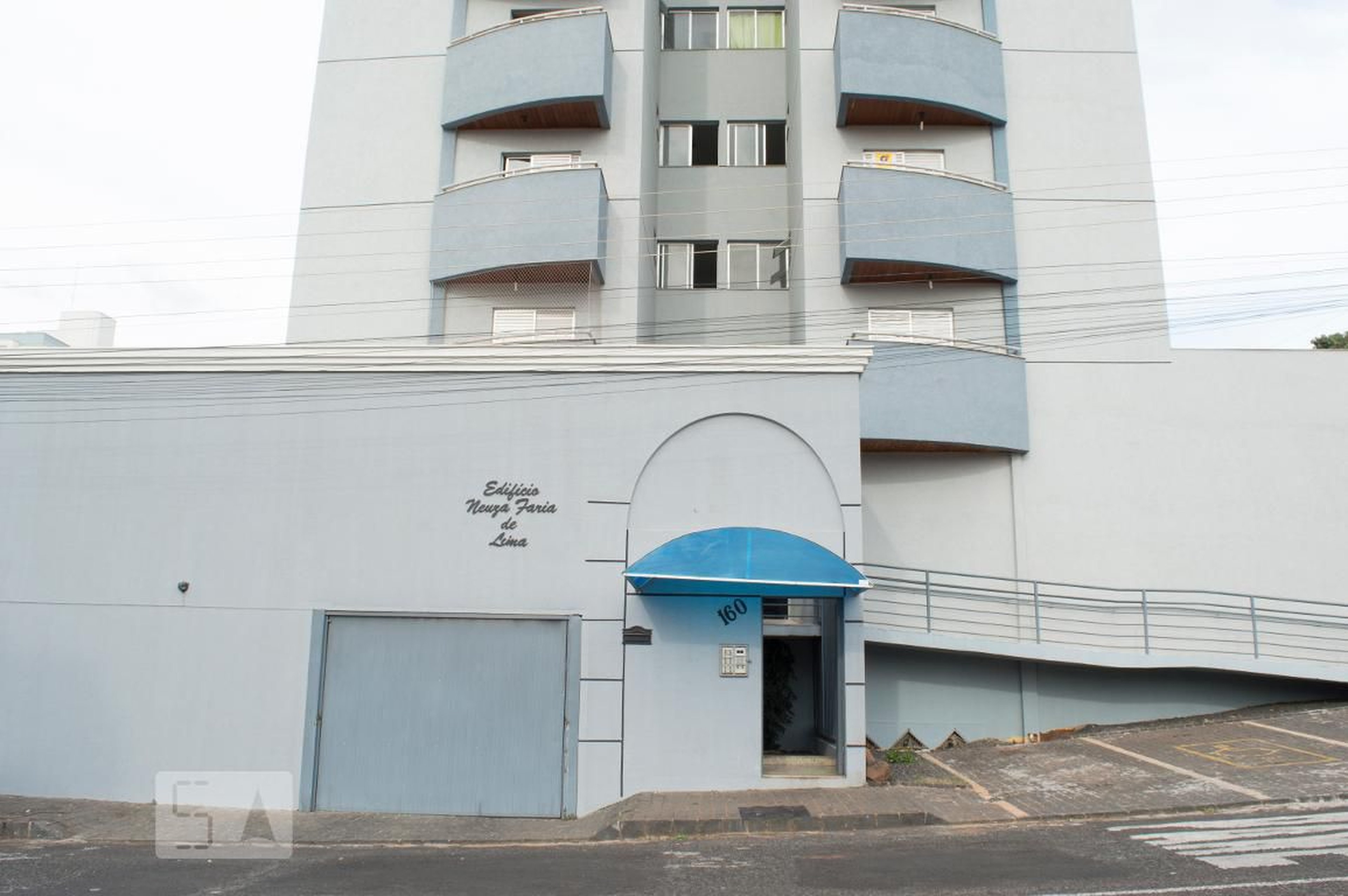 Fachada Edifício Neuza Faria de Lima