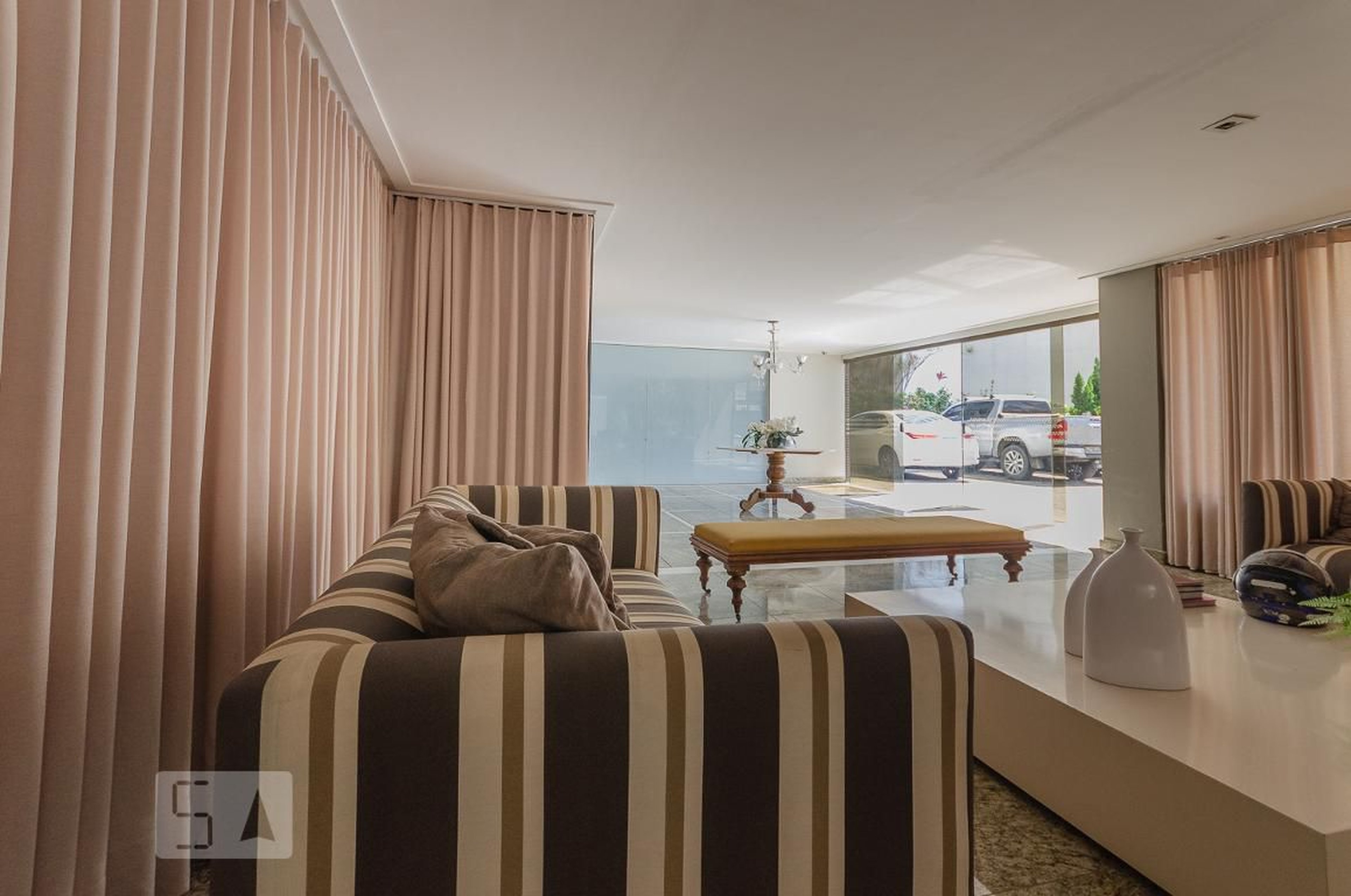 Hall de Entrada - Palazzo Ravena