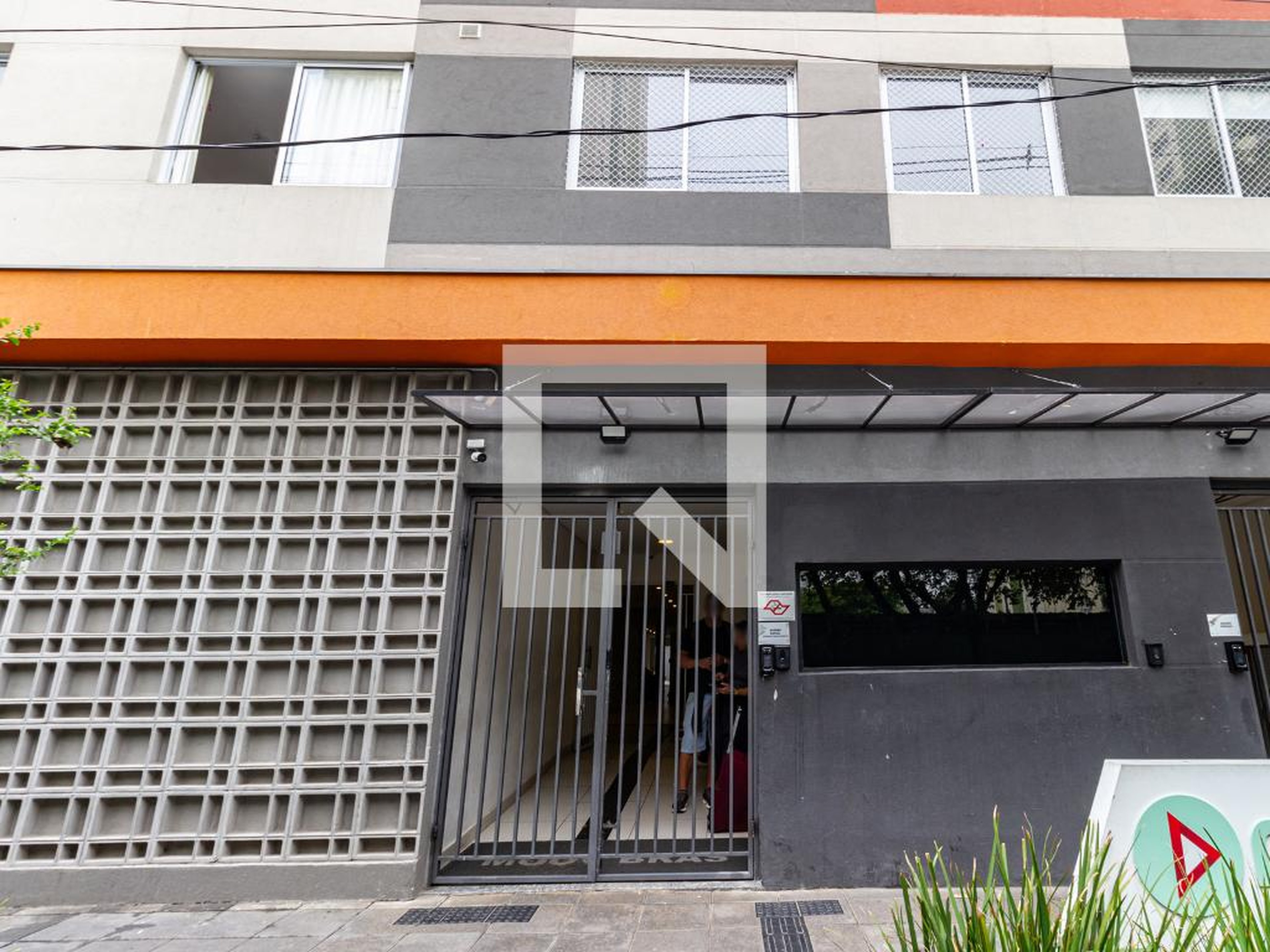 Fachada Condomínio em Rua Coronel Mursa, 54