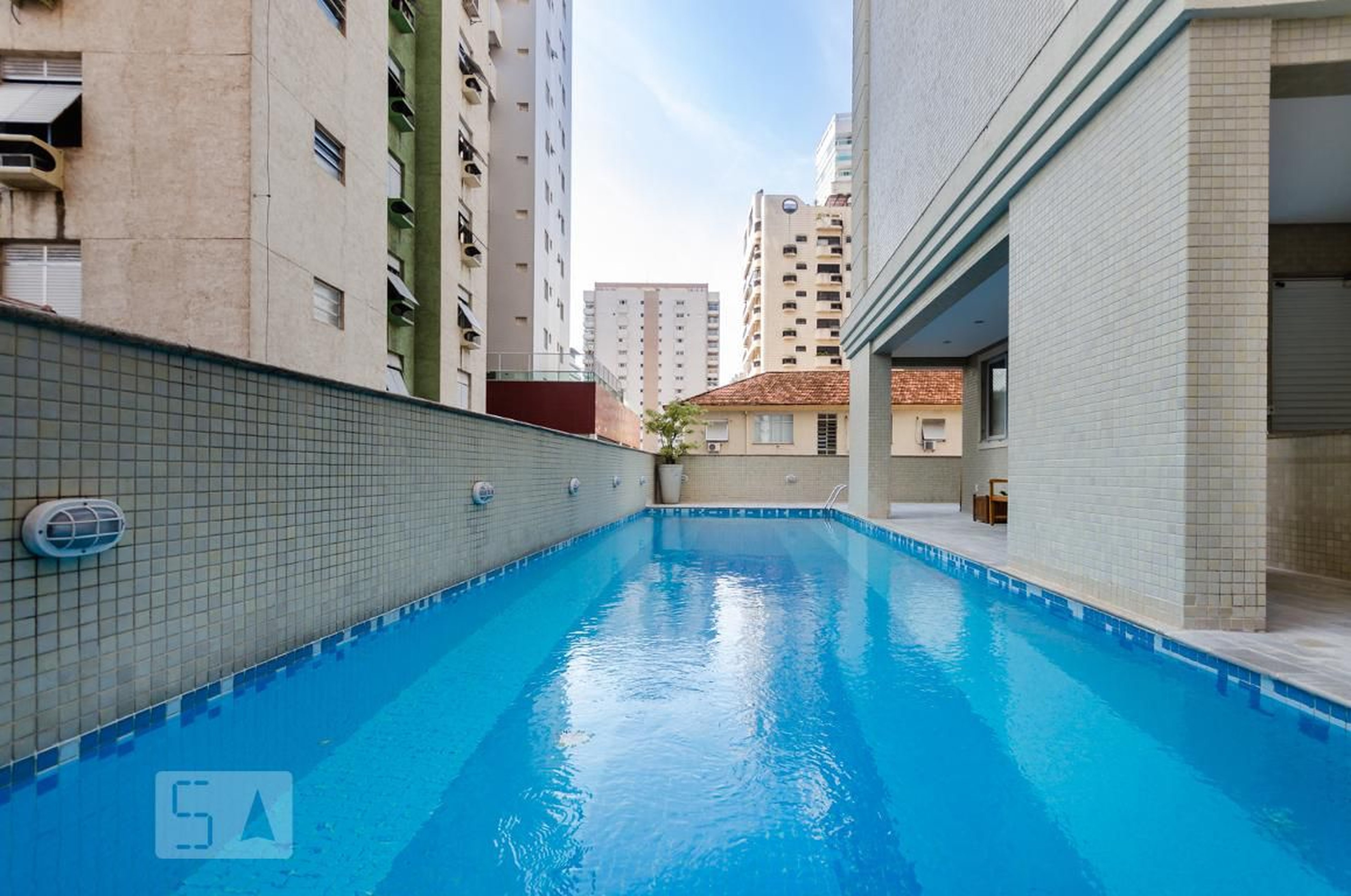 Piscina - Edifício Terceira Avenida