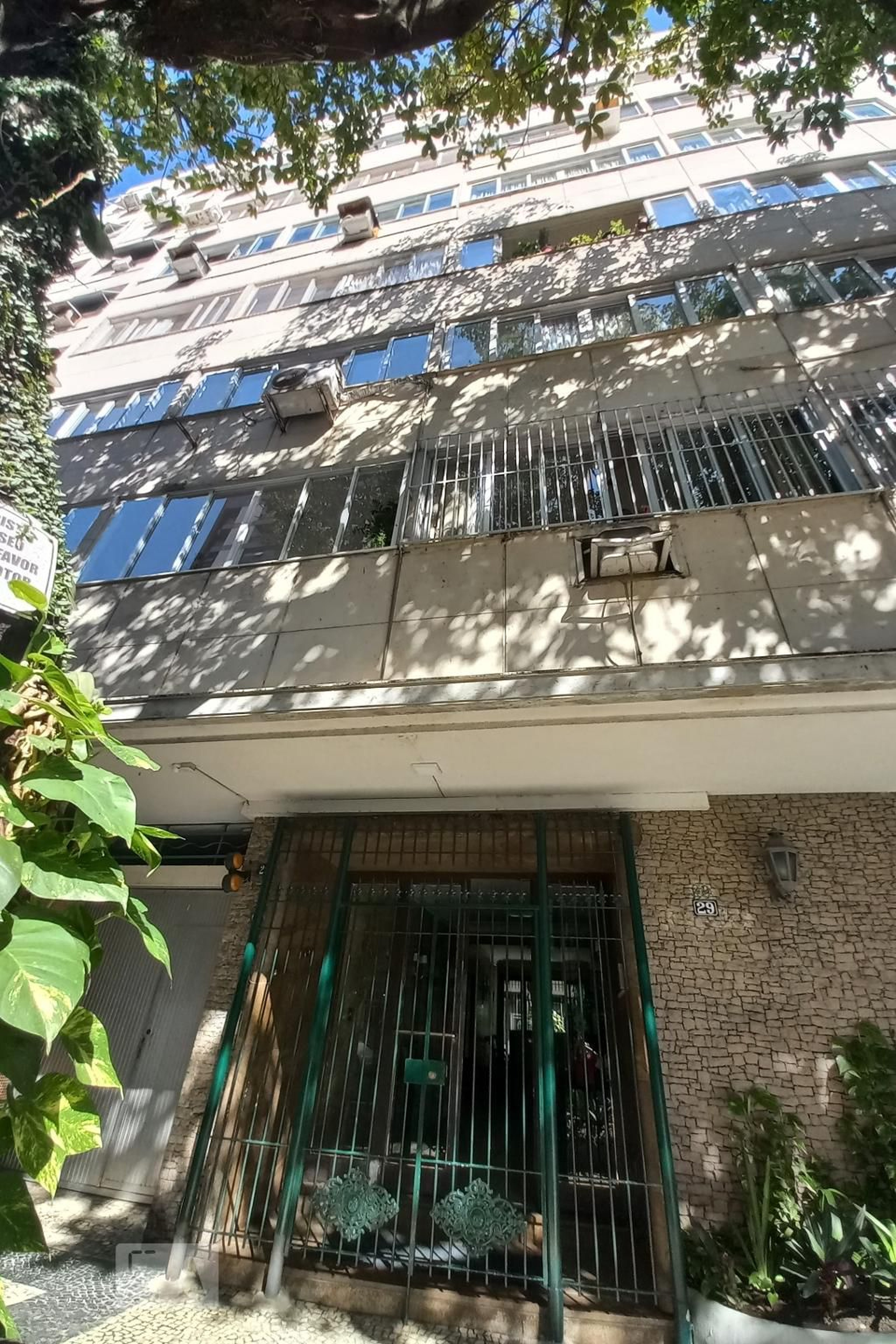 Fachada Condomínio em Rua Raul Pompéia, 29