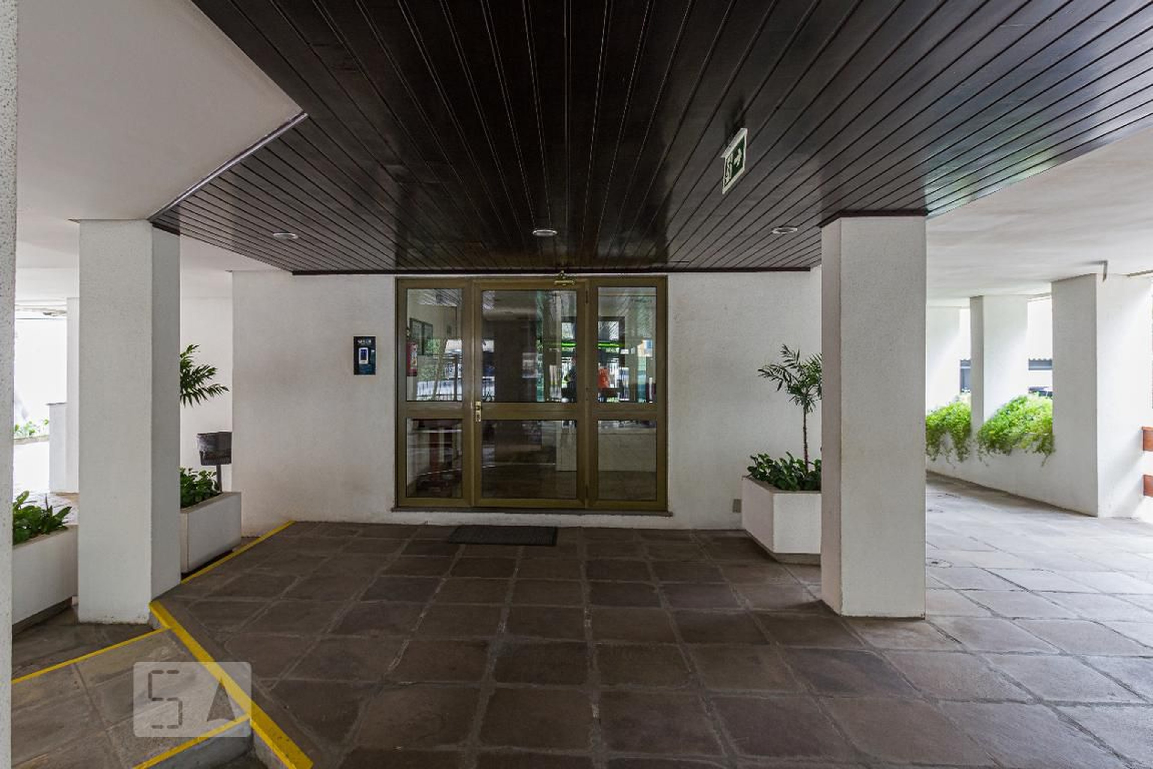 Entrada - Edifício Kyssia