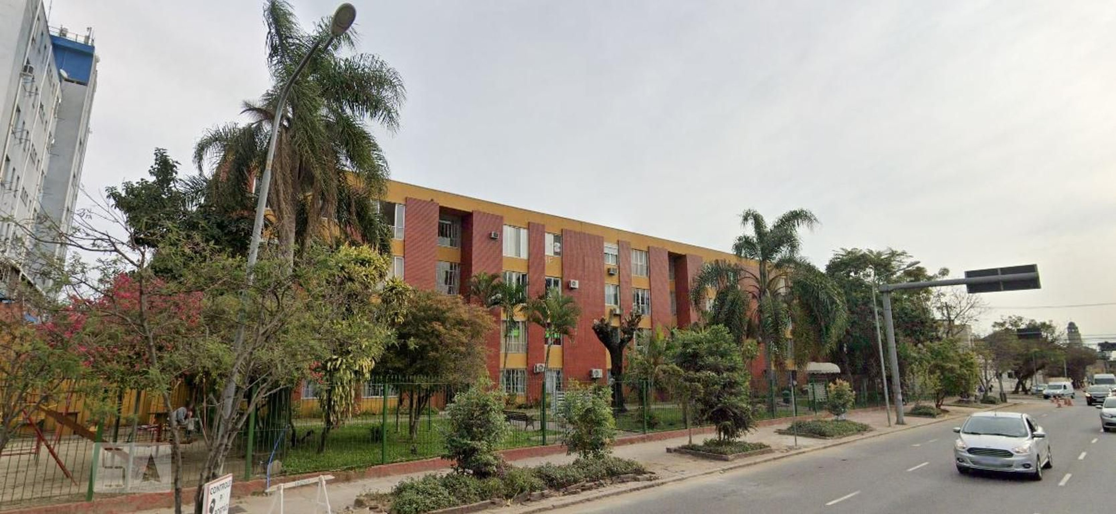 Fachada Condomínio Residência L Farrapos