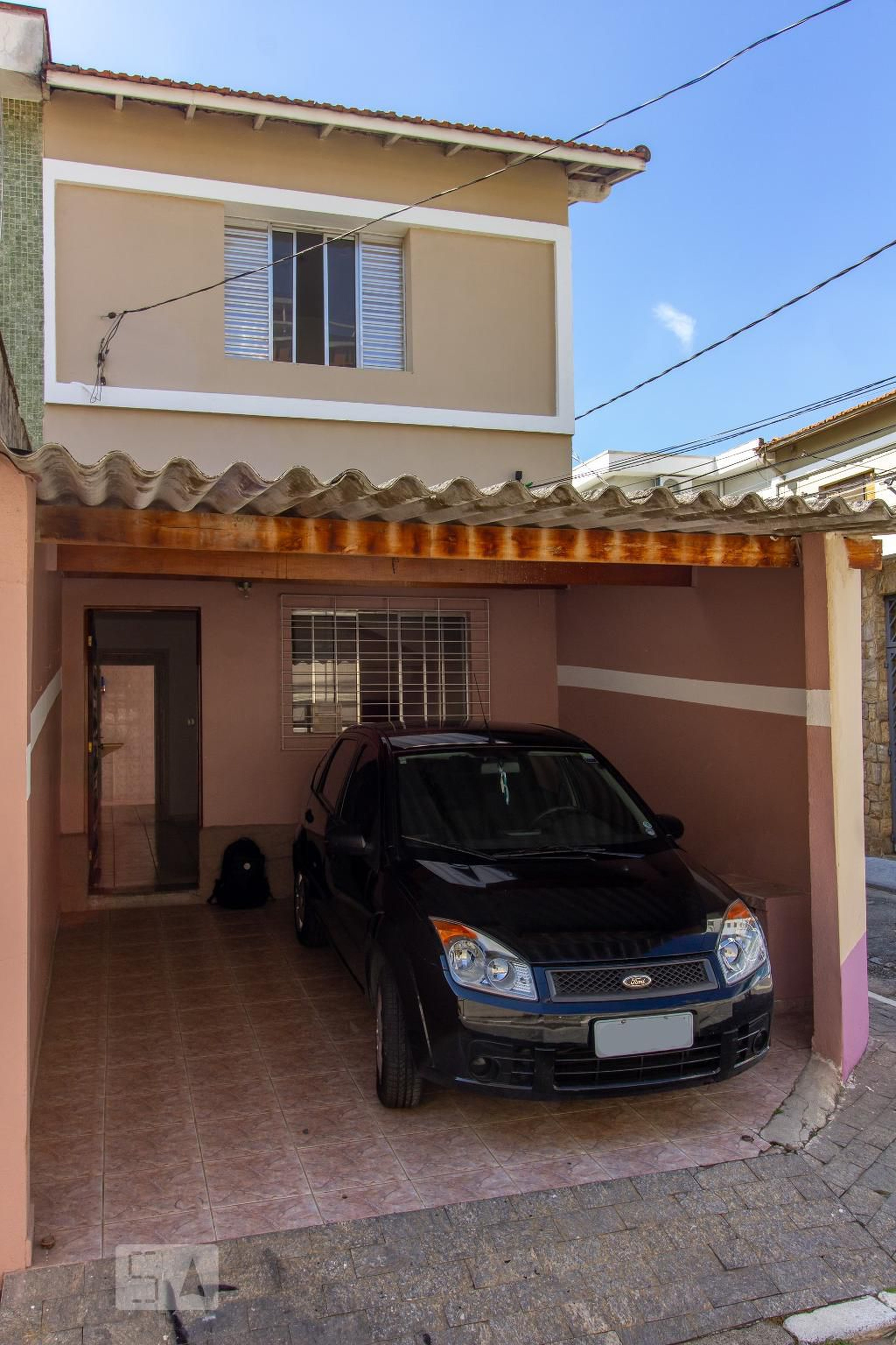 Fachada Condomínio em Rua Santa Gertrudes, 378