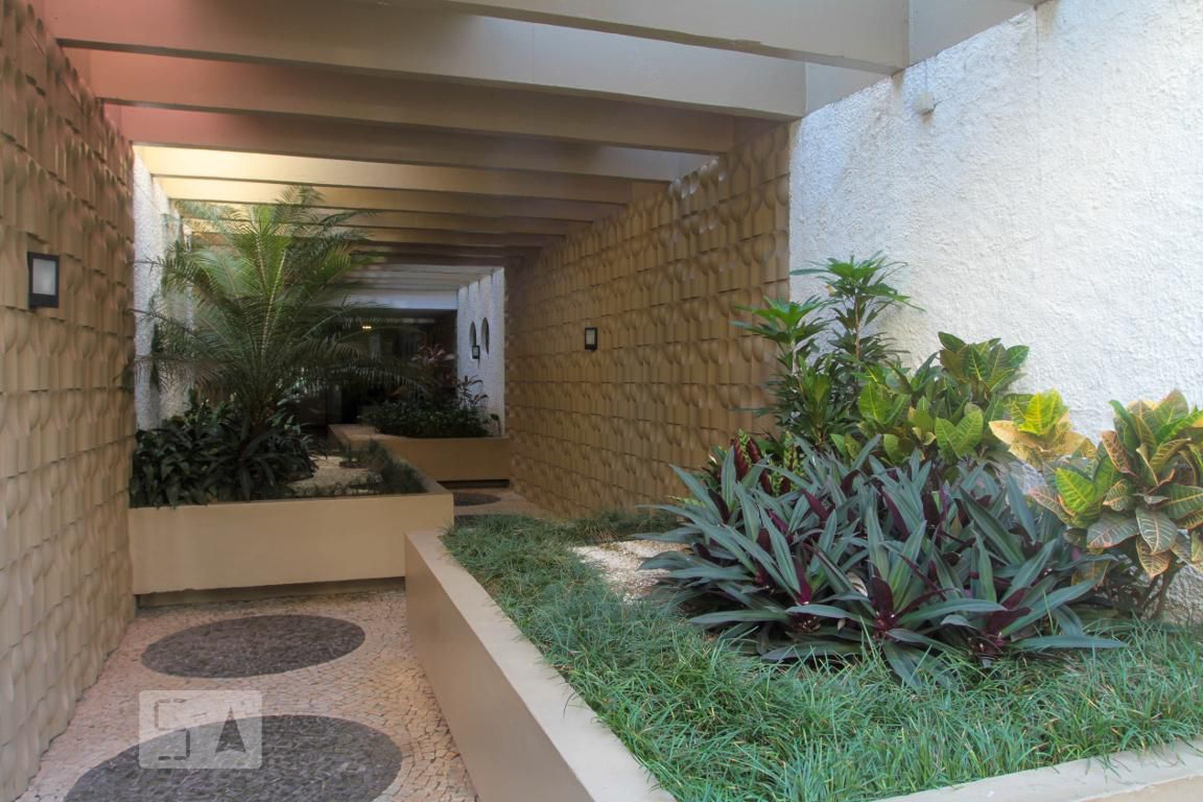 Entrada do Prédio - Edifício Ondinamar