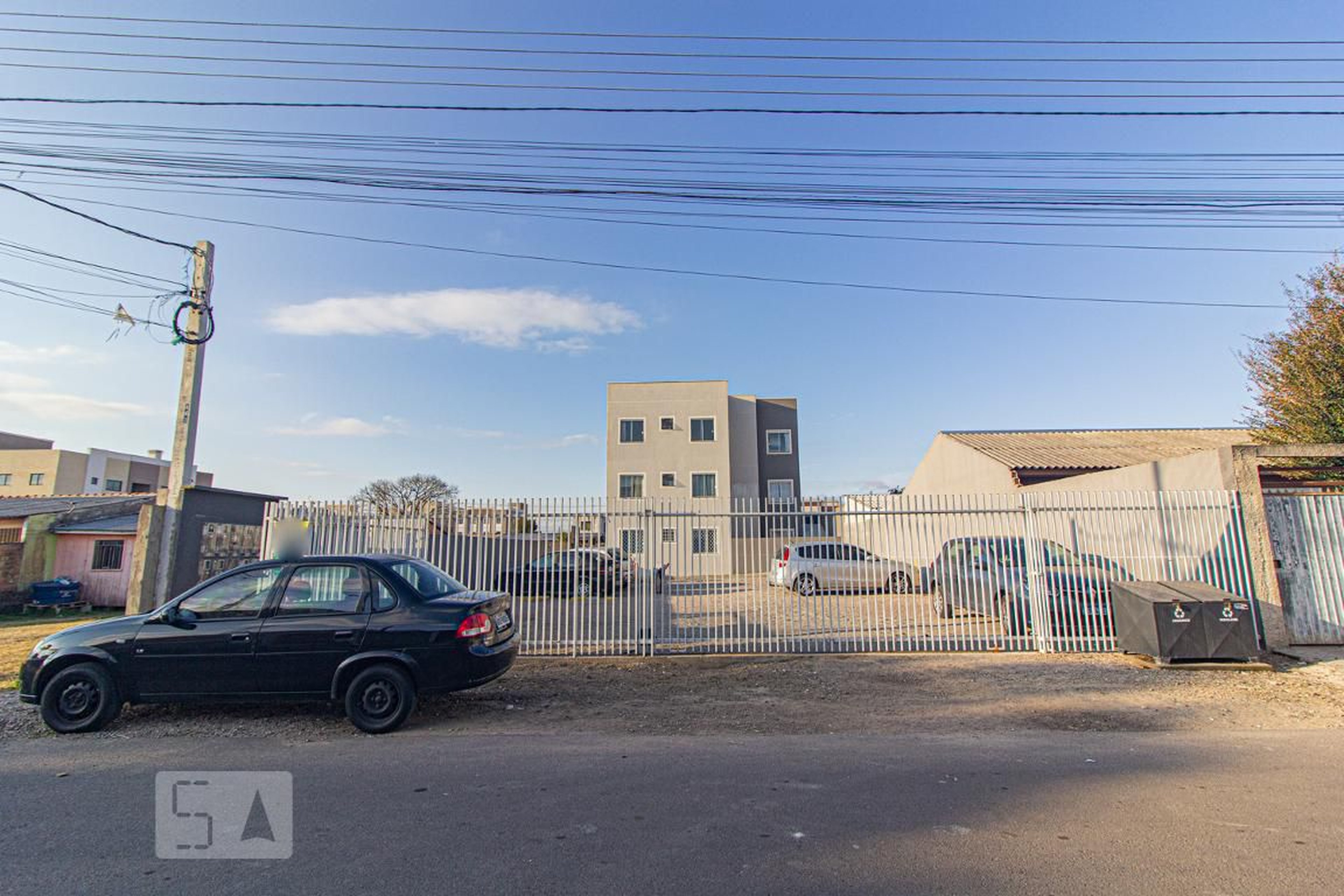 Fachada do Condomínio Condomínio em Rua Professora Ernestina de Macedo Souza Cortes, 641