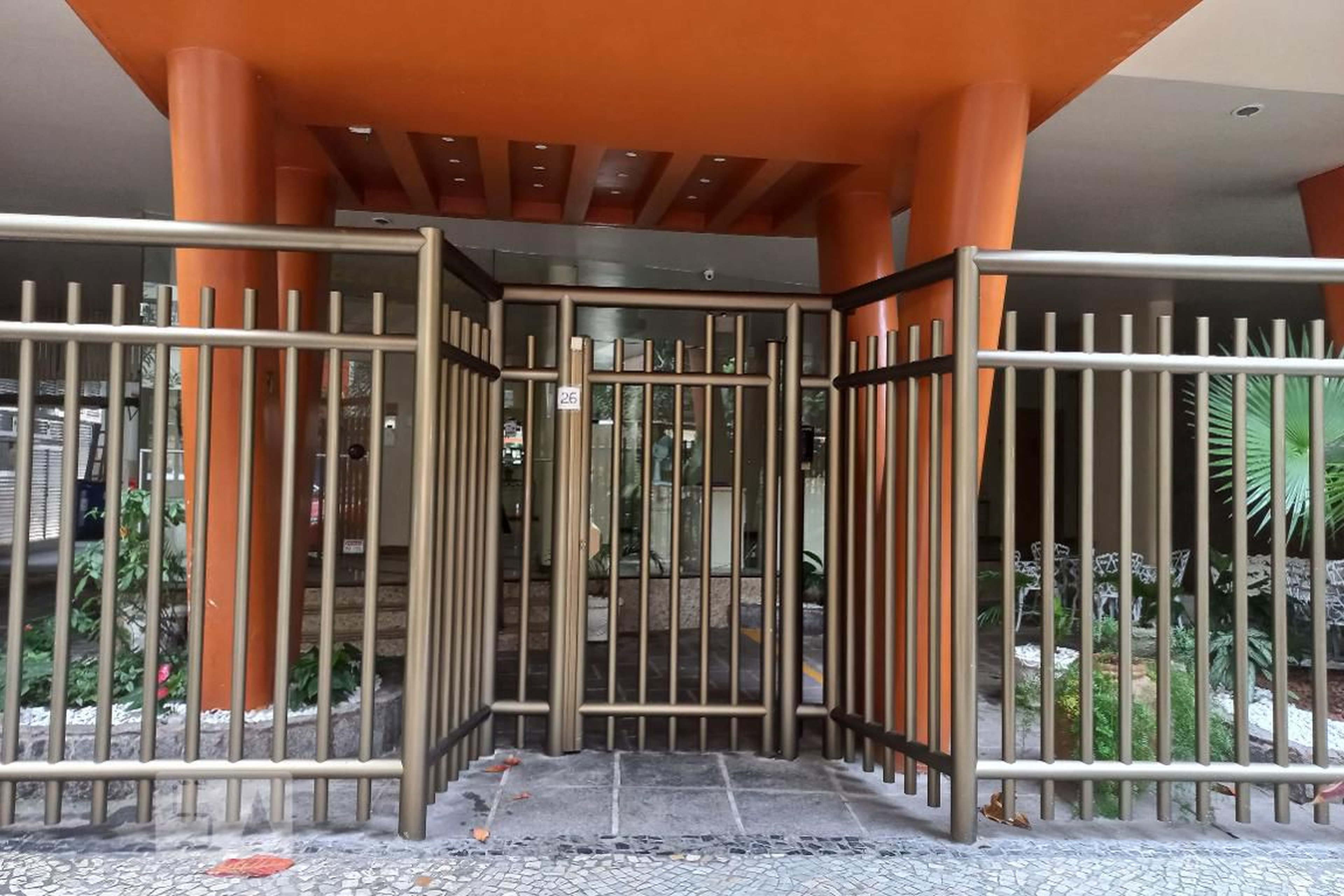 Fachada Condomínio Nenhum