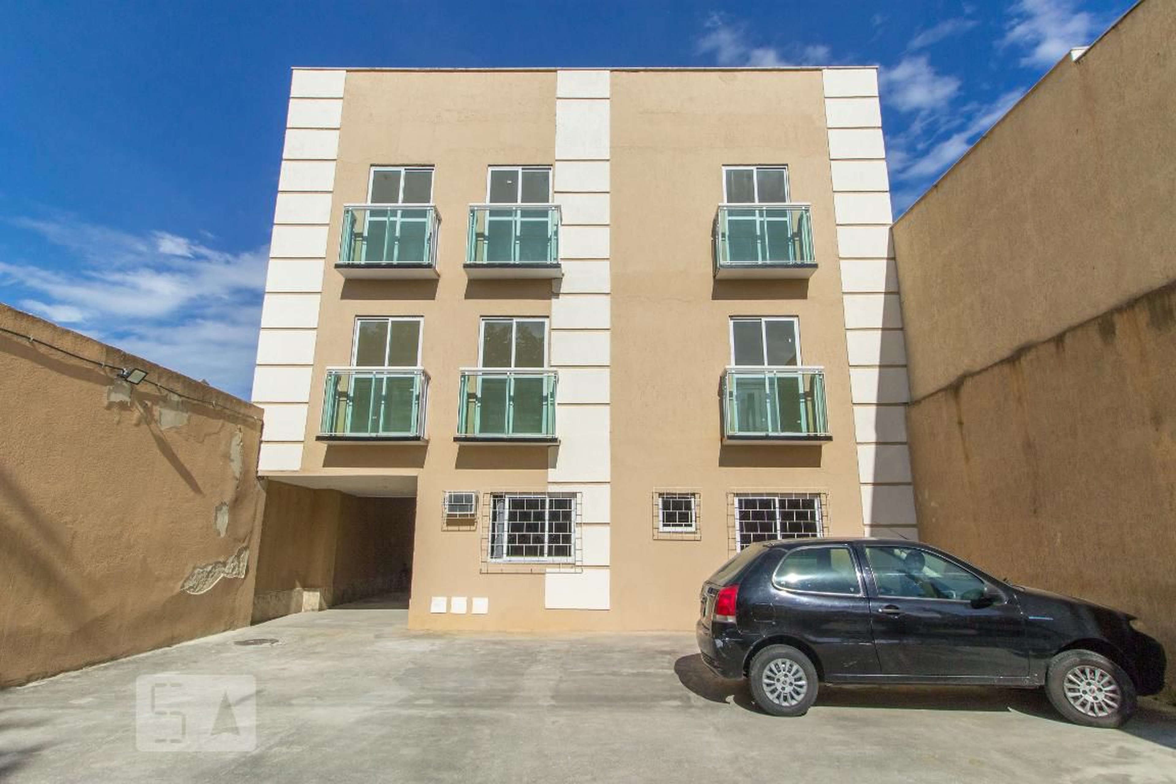 Fachada do Condomínio Condomínio em Rua Felício, 170