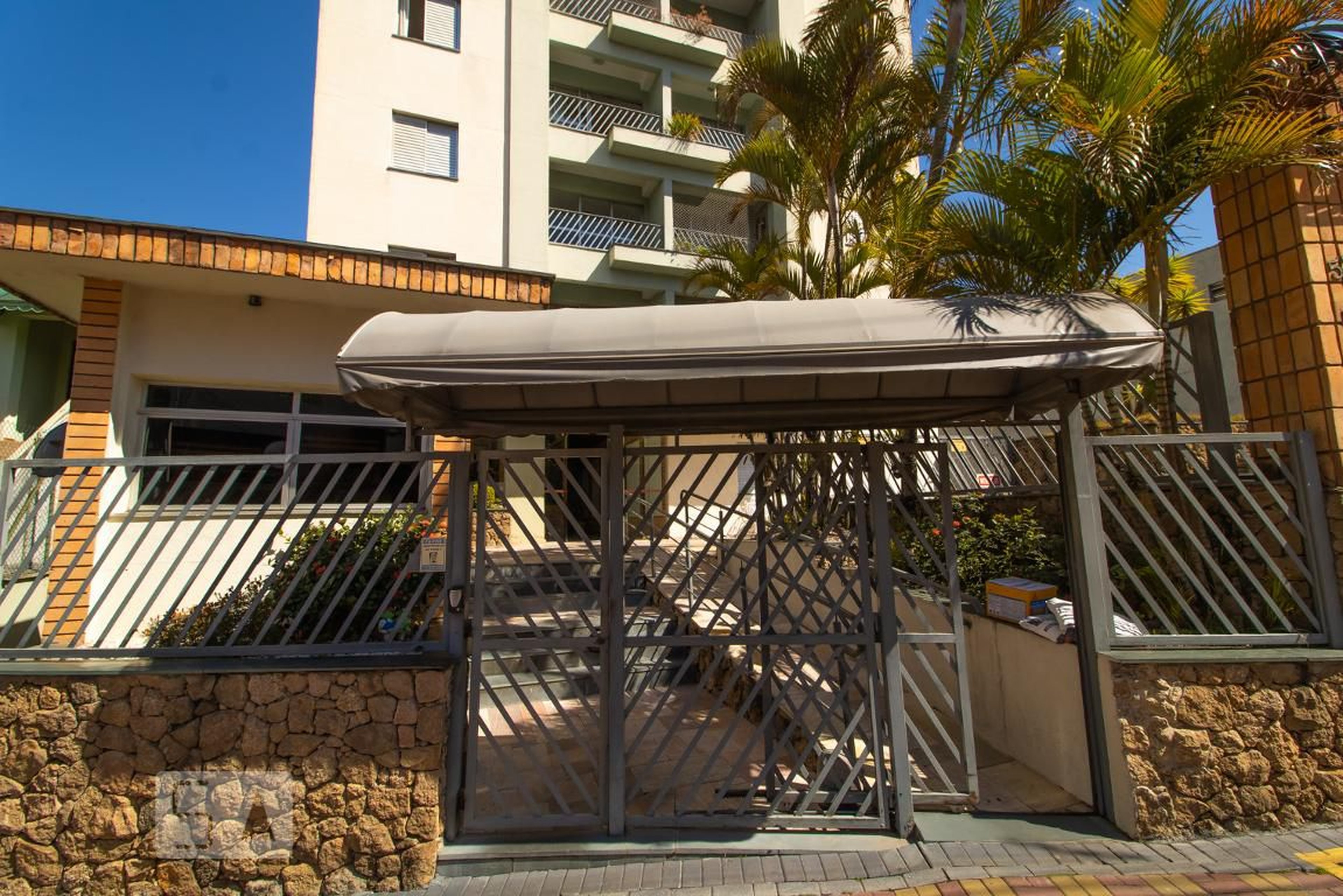 Fachada do Condomínio Edifício José Correia