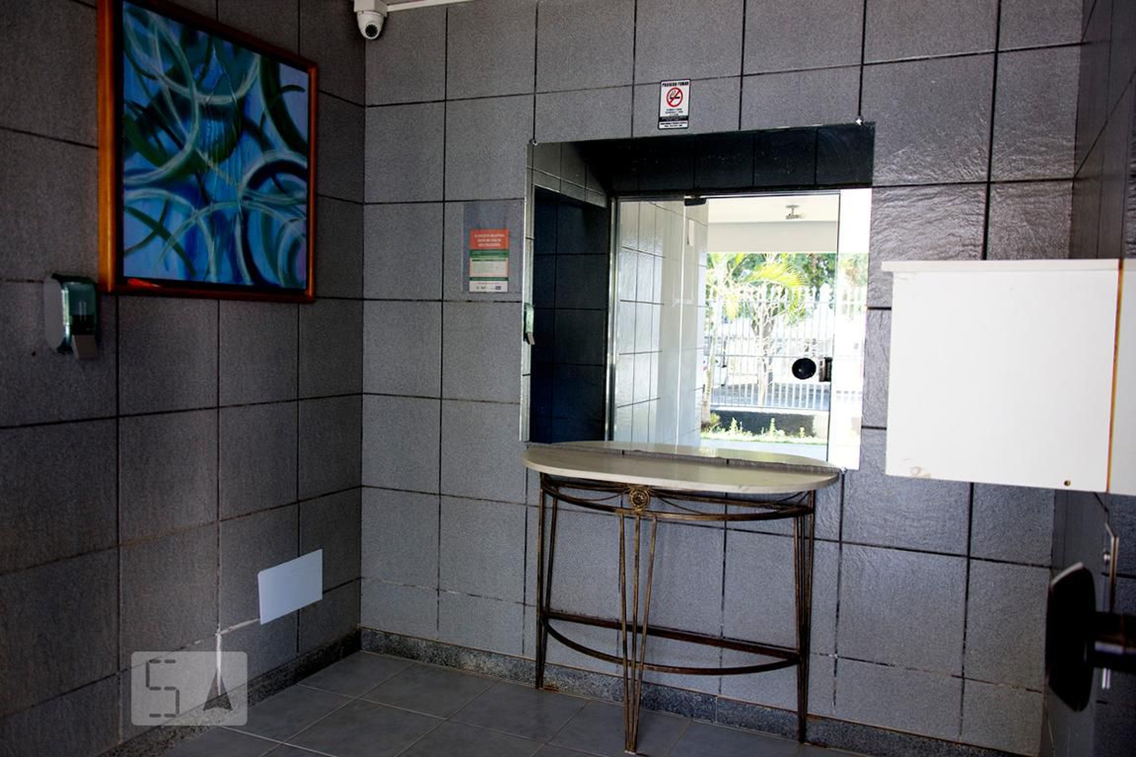 Hall de Entrada Condomínio em Shces Q. 403 - Cruzeiro Novo, Brasília - Df, 70297-400, Brasil, bloco f
