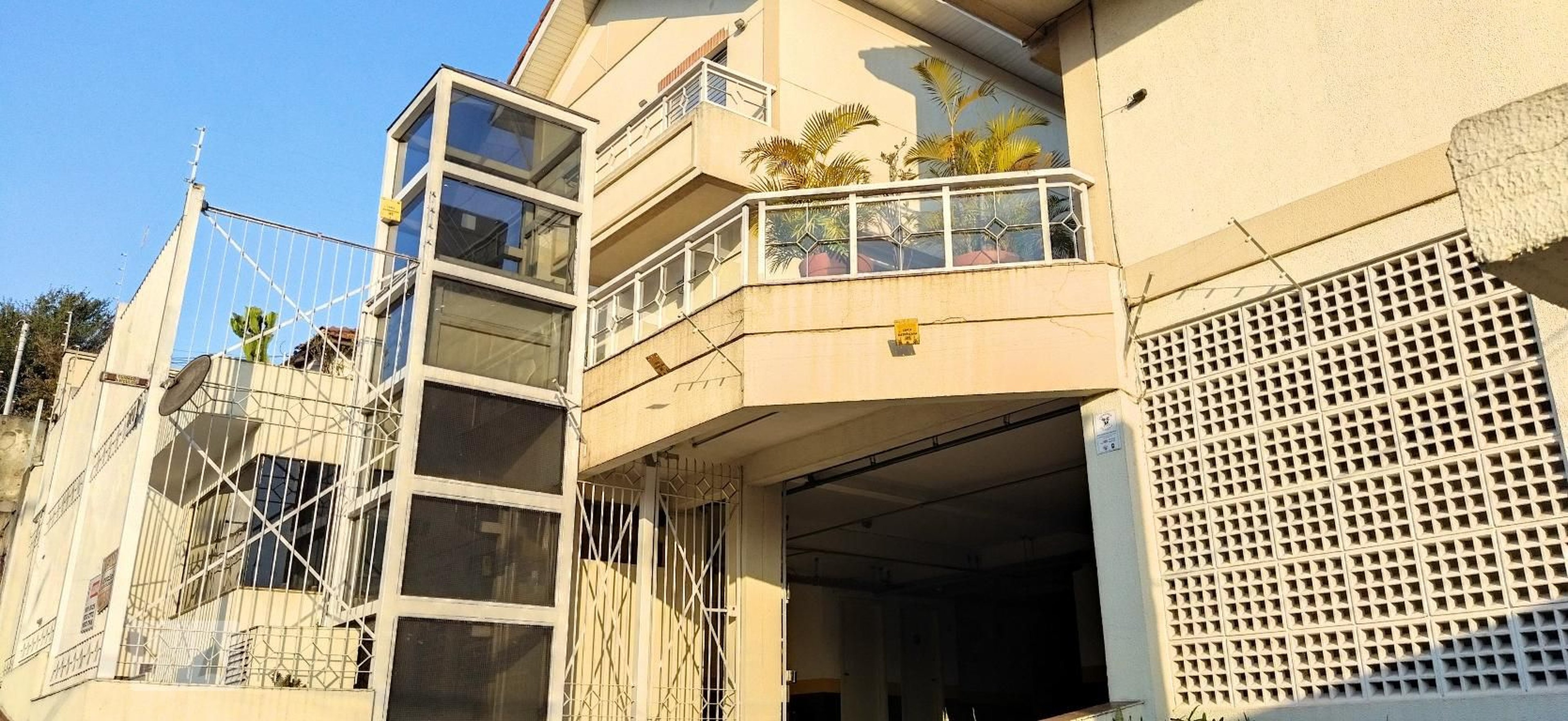 Fachada do Condomínio Condomínio Mirante Belo