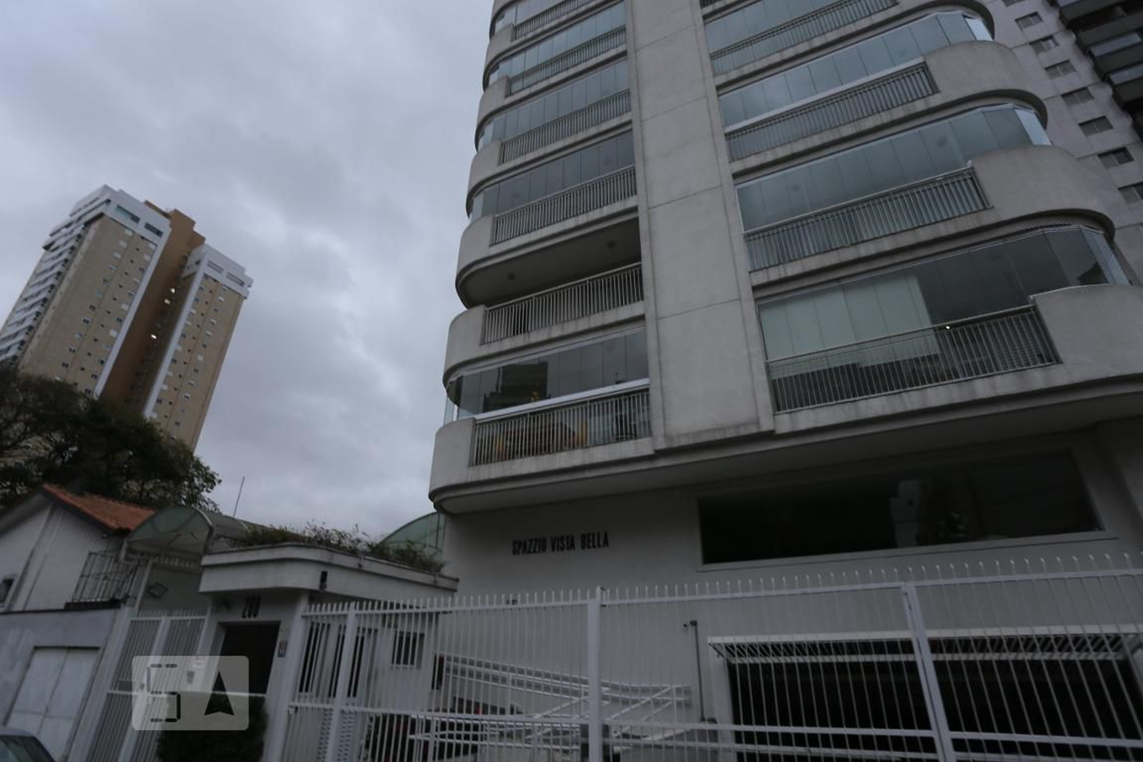 Fachada do Condomínio Condomínio Spazzio Vista Bella