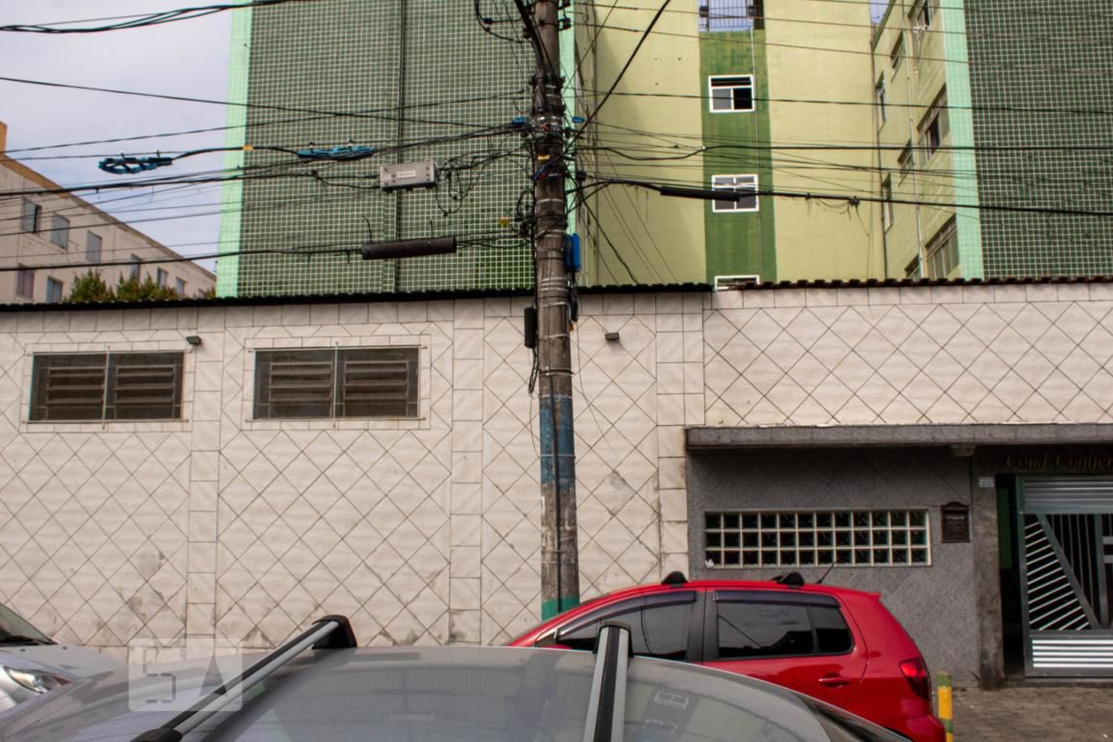 Fachada Condomínio Coniferas I