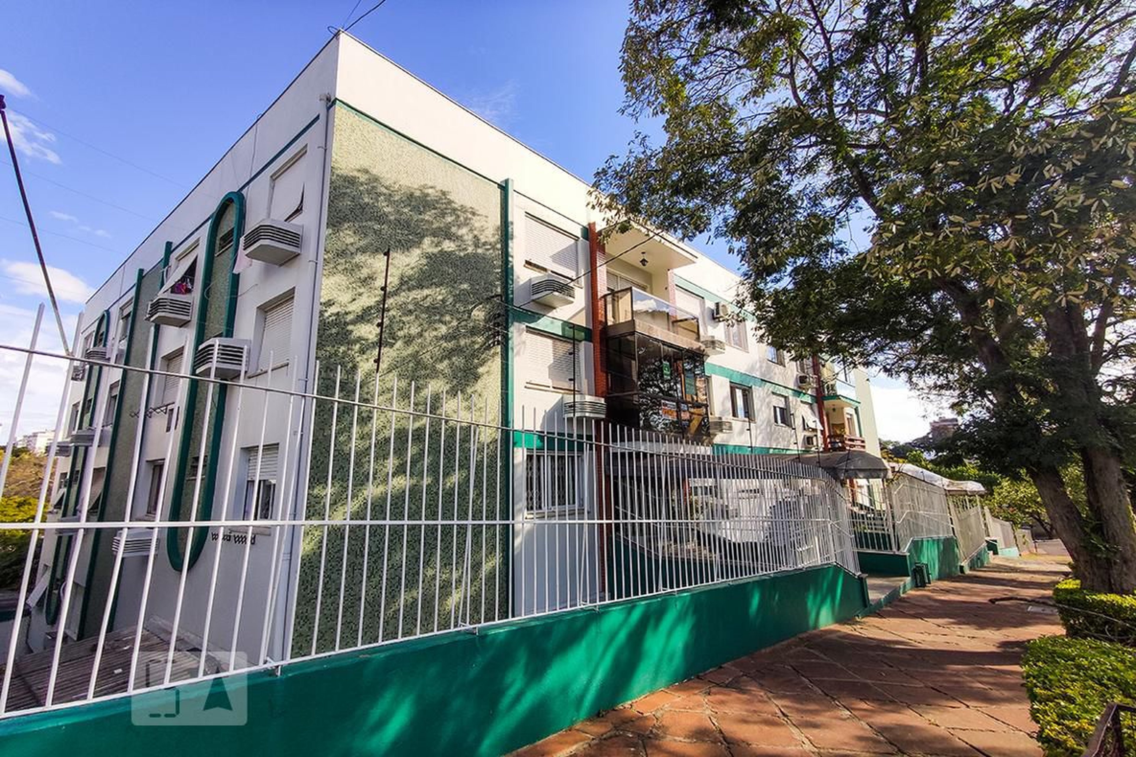 Fachada do Prédio Condomínio Ed. MONTE CARLO