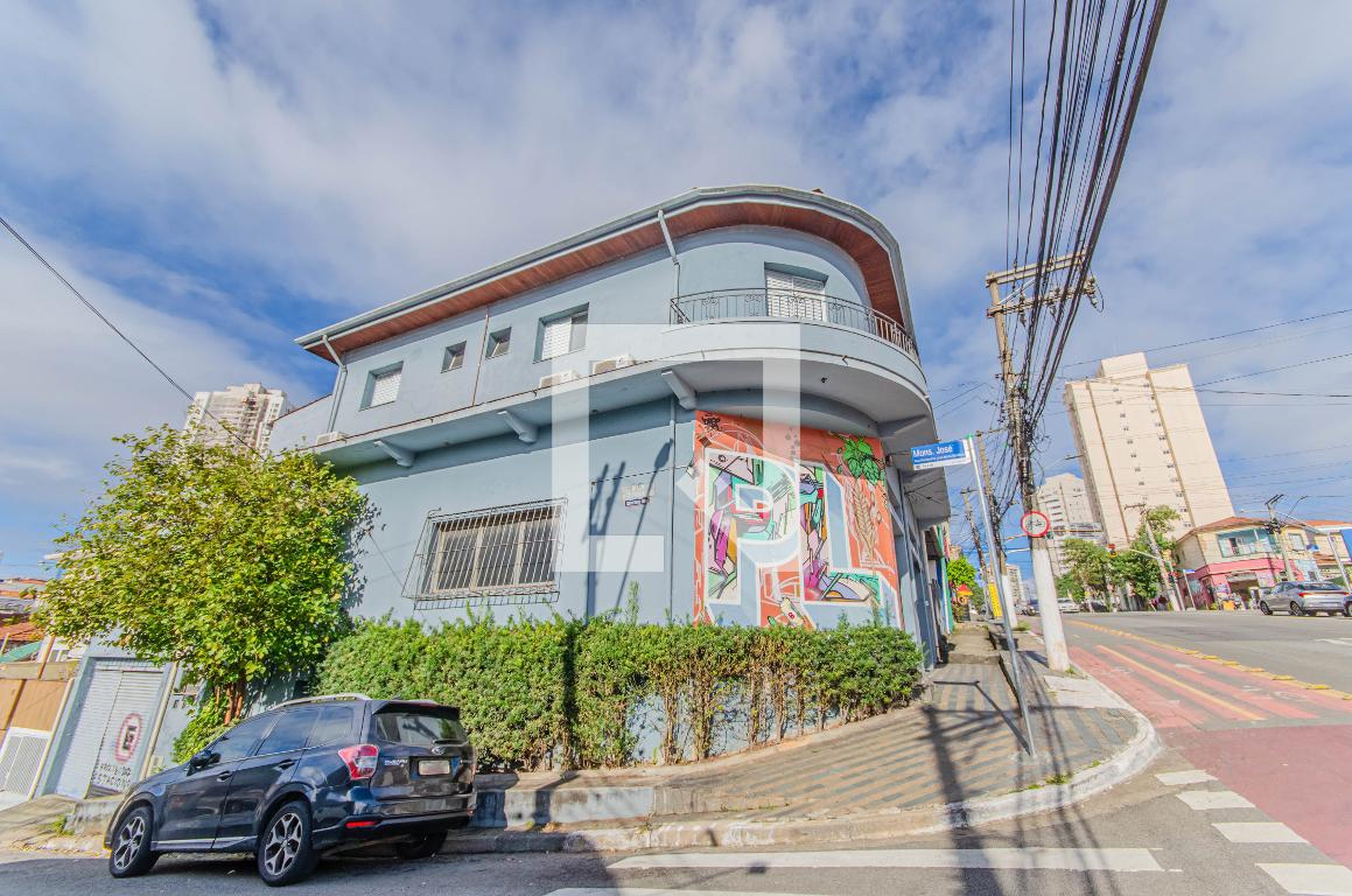 Fachada Condomínio em Rua Santa Cruz, 1577