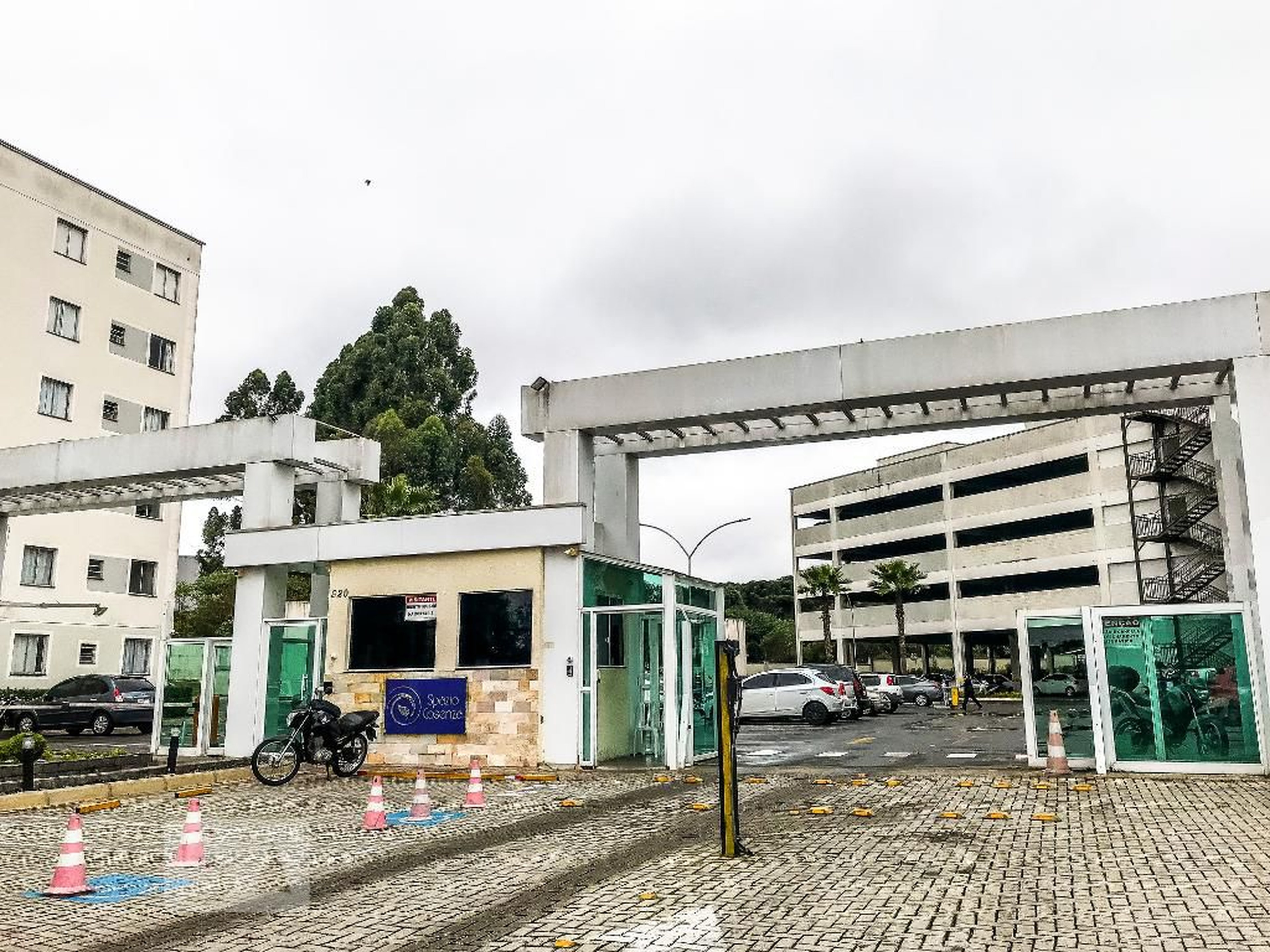 Fachada Condomínio em Rua Lothário Boutin, 99