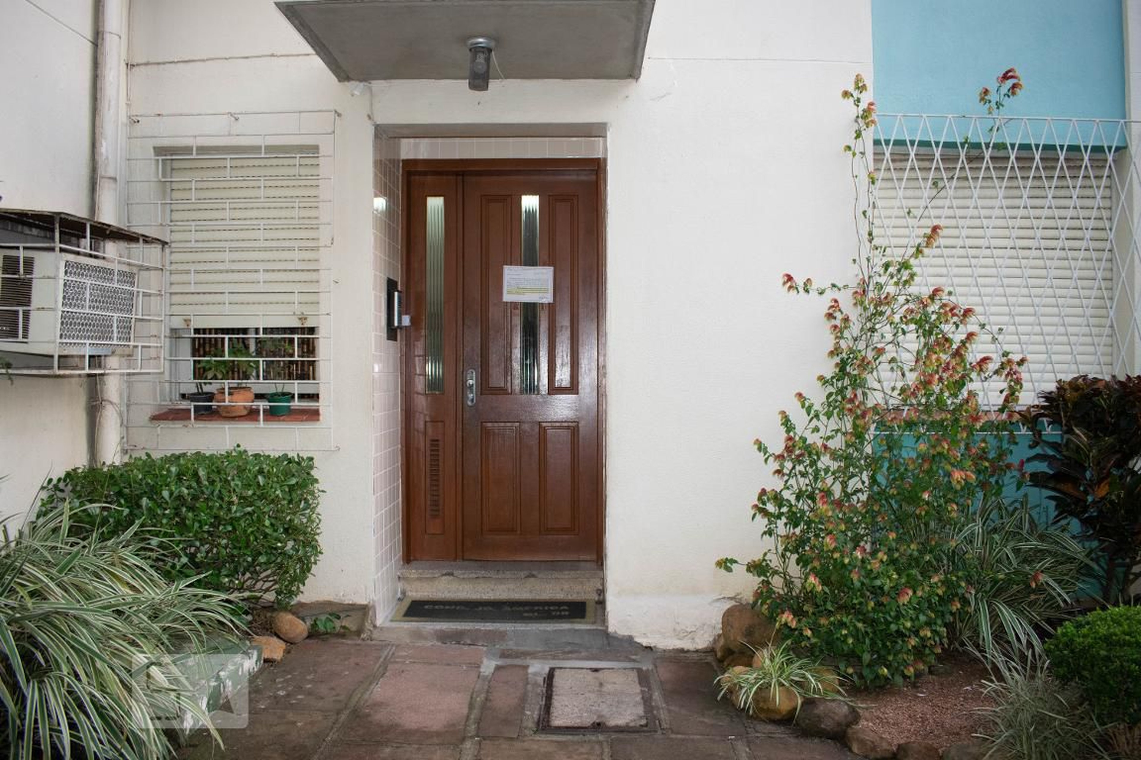 Fachada Condomínio em Rua Engenheiro Fernando Mendes Ribeiro, 25