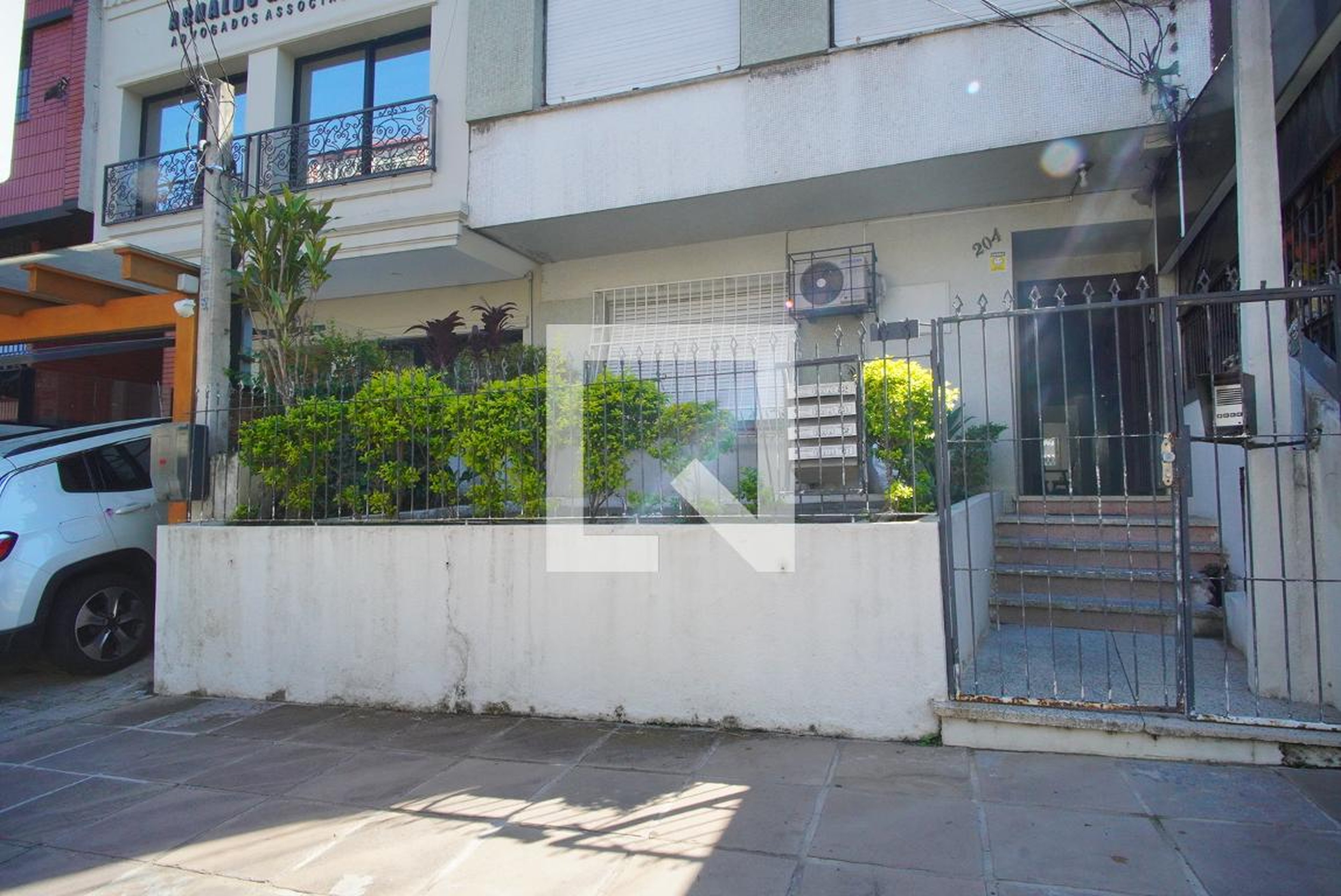 Fachada Condomínio em Rua Casemiro de Abreu, 935