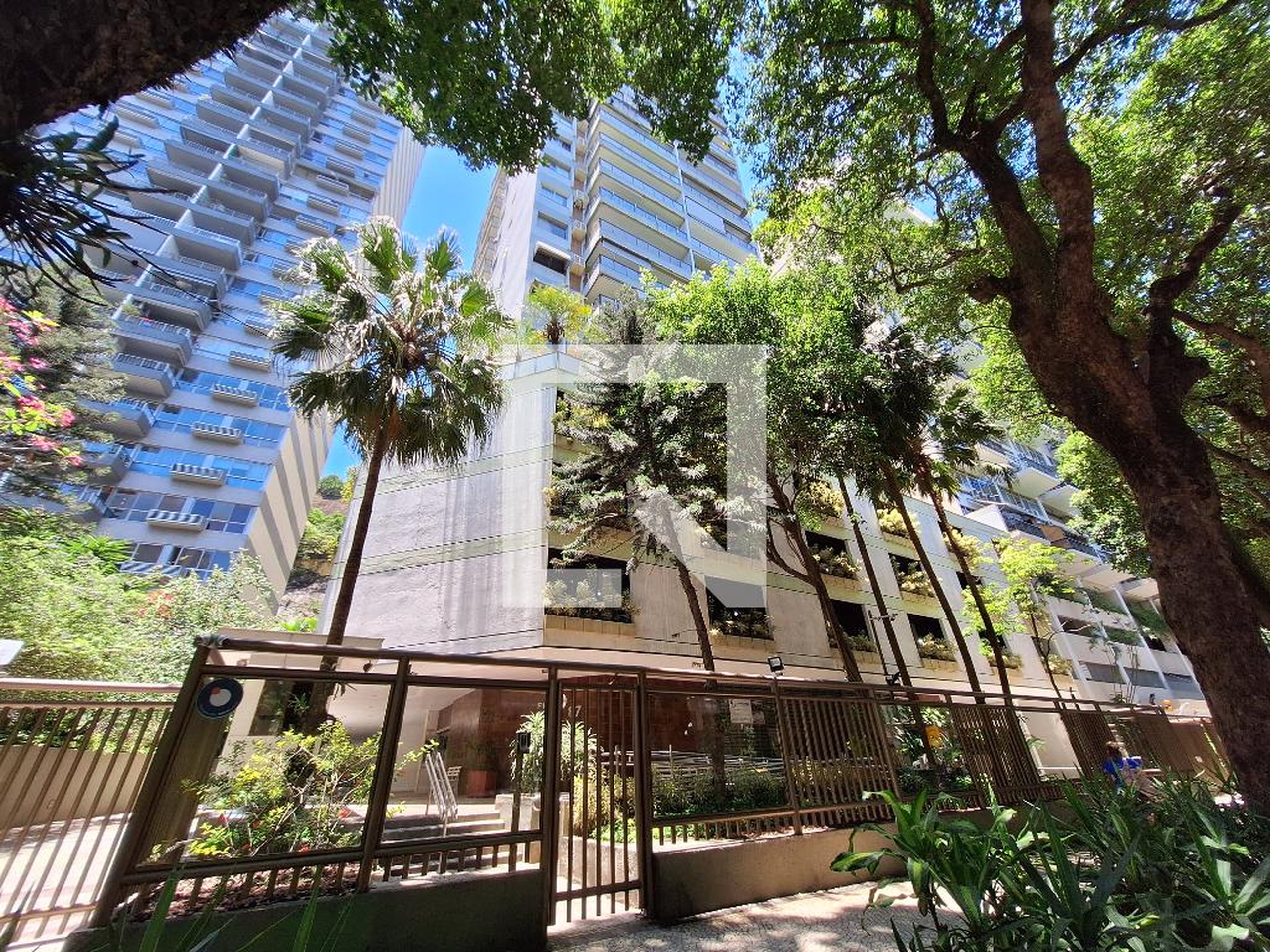 Fachada Condomínio Flat Size