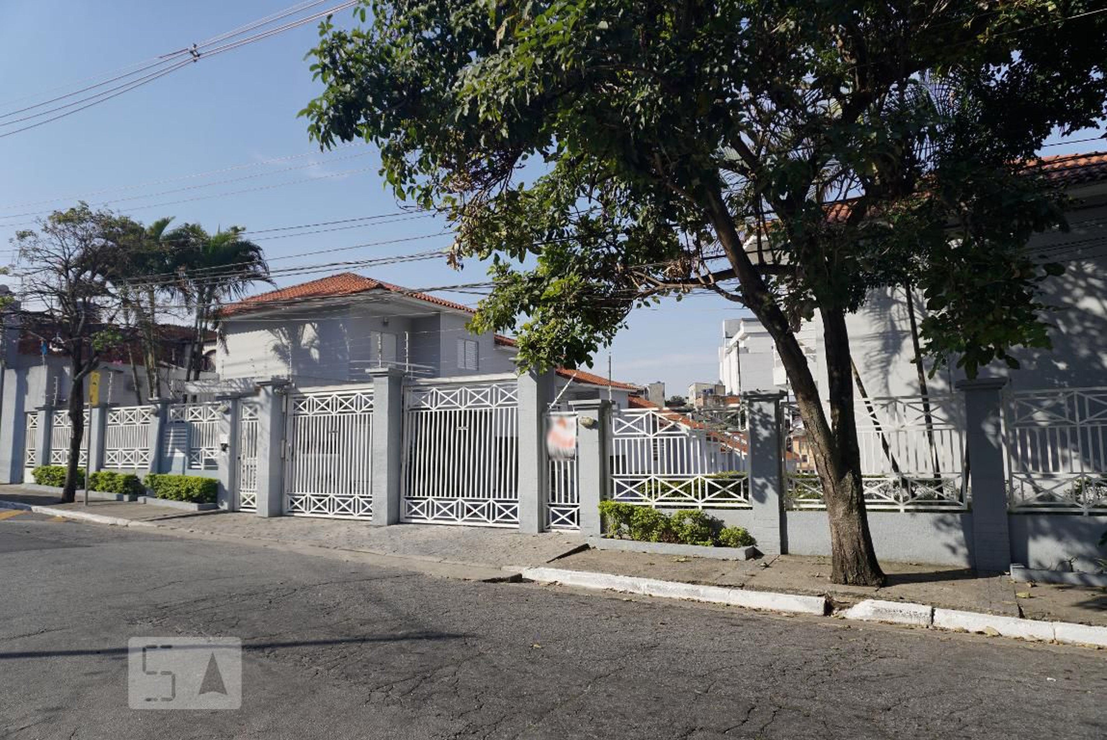 Fachada do Condomínio Condomínio Green Village